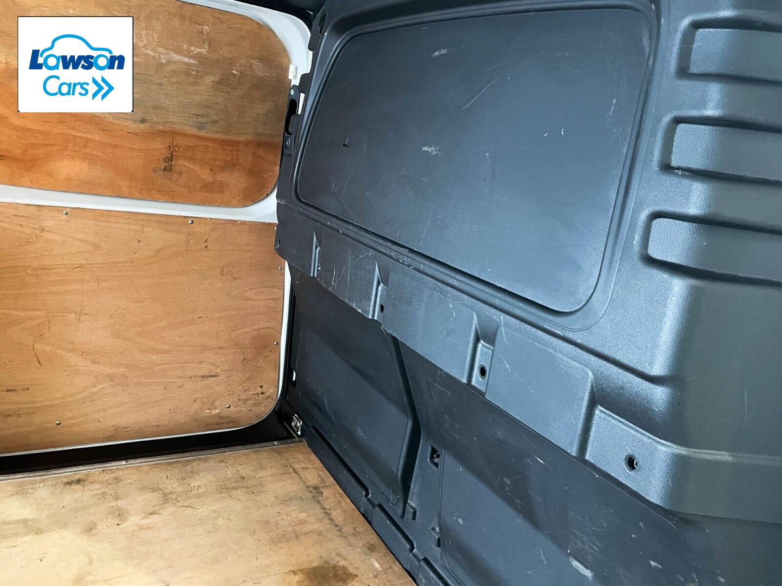 Volkswagen Caddy Maxi 2.0 TDI 102PS Commerce Van