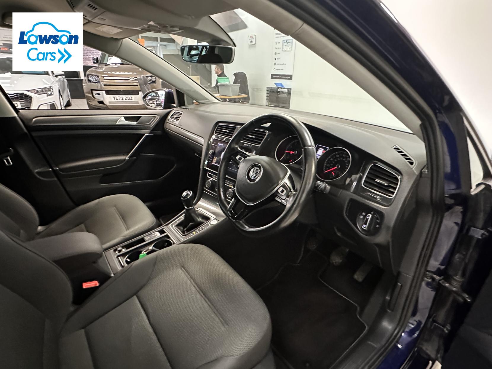 Volkswagen Golf 1.5 TSI EVO SE Nav Hatchback 5dr Petrol Manual Euro 6 (s/s) (130 ps)