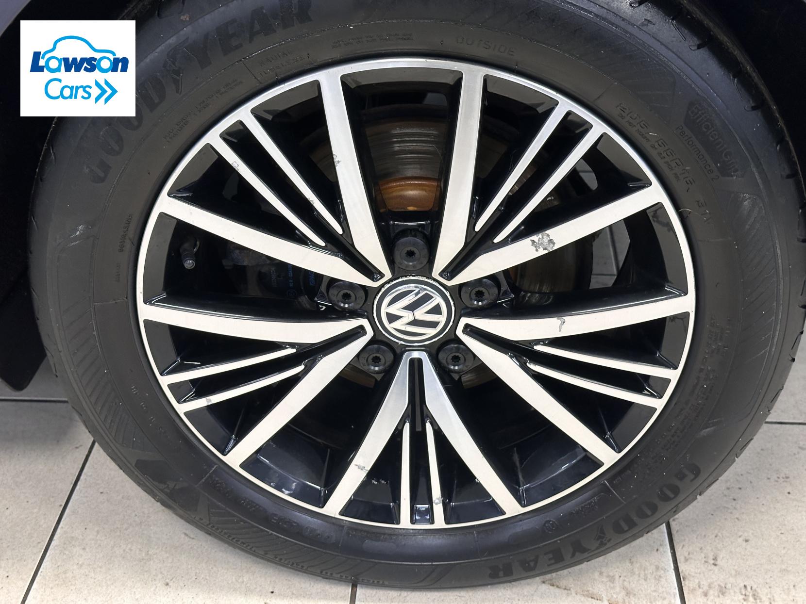 Volkswagen Golf 1.5 TSI EVO SE Nav Hatchback 5dr Petrol Manual Euro 6 (s/s) (130 ps)