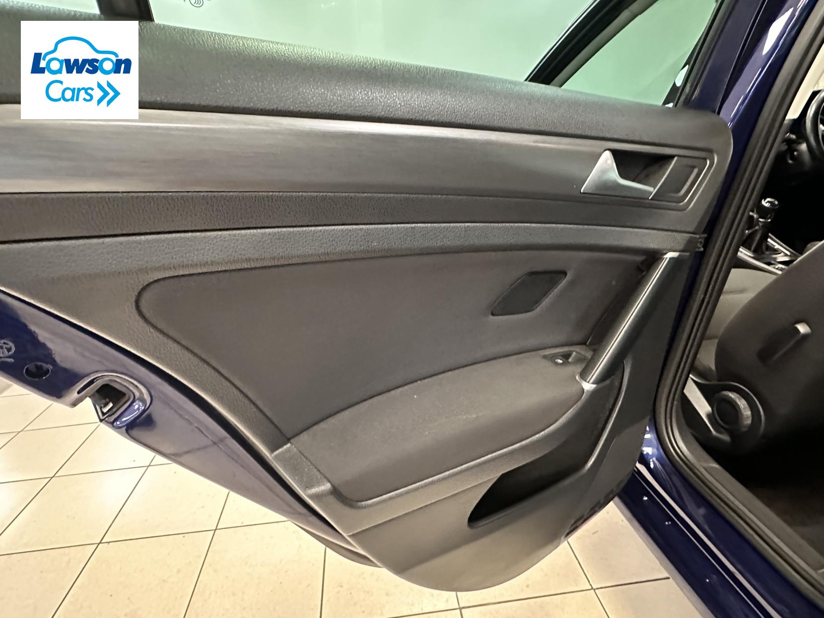 Volkswagen Golf 1.5 TSI EVO SE Nav Hatchback 5dr Petrol Manual Euro 6 (s/s) (130 ps)