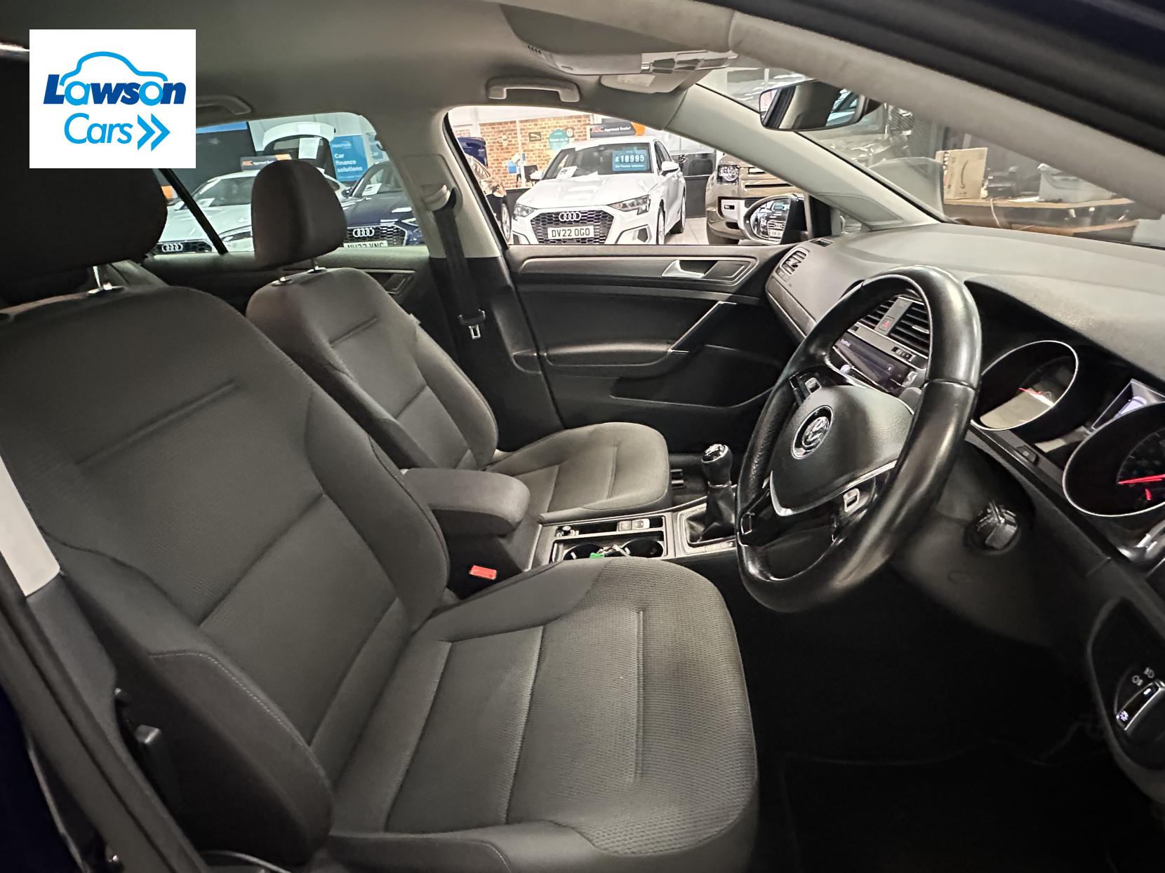 Volkswagen Golf 1.5 TSI EVO SE Nav Hatchback 5dr Petrol Manual Euro 6 (s/s) (130 ps)