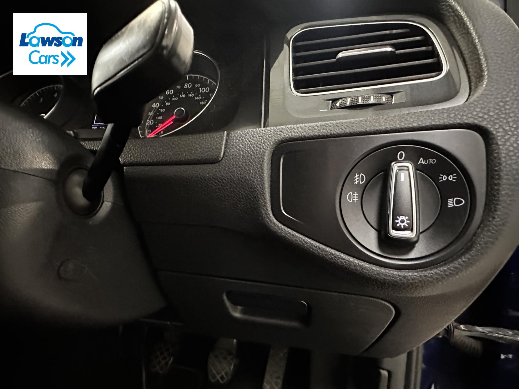 Volkswagen Golf 1.5 TSI EVO SE Nav Hatchback 5dr Petrol Manual Euro 6 (s/s) (130 ps)