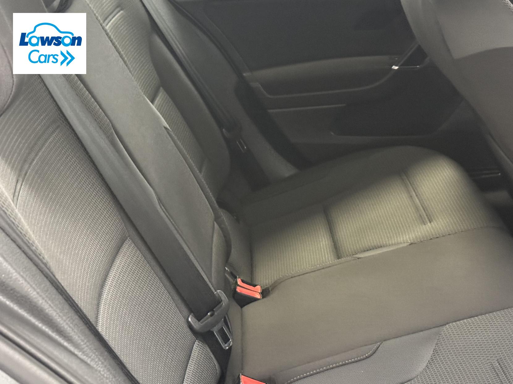 Volkswagen e-Golf 35.8kWh e-Golf Hatchback 5dr Electric Auto (136 ps)