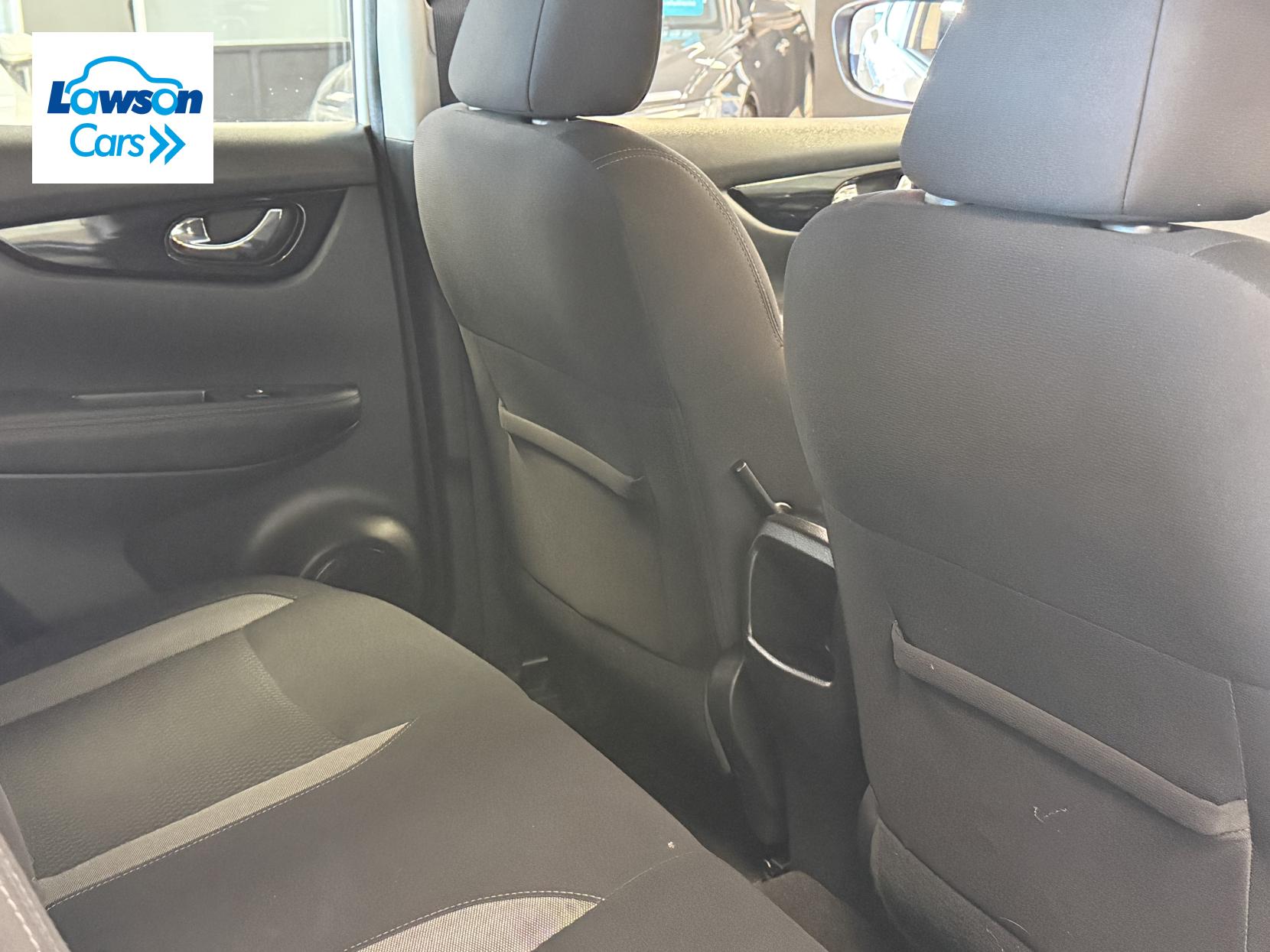 Nissan Qashqai 1.5 dCi Acenta Premium SUV 5dr Diesel Manual Euro 6 (s/s) (115 ps)