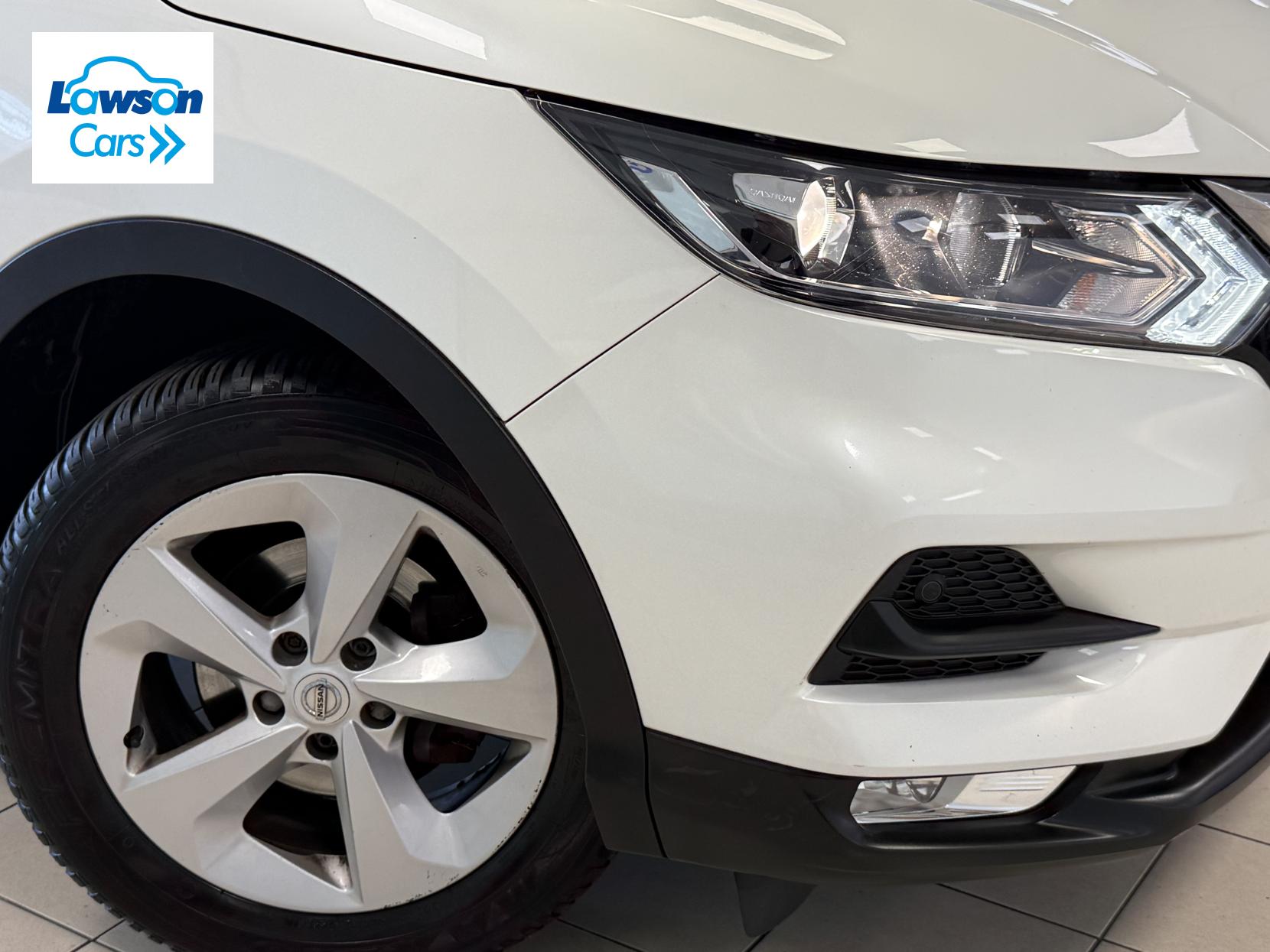 Nissan Qashqai 1.5 dCi Acenta Premium SUV 5dr Diesel Manual Euro 6 (s/s) (115 ps)