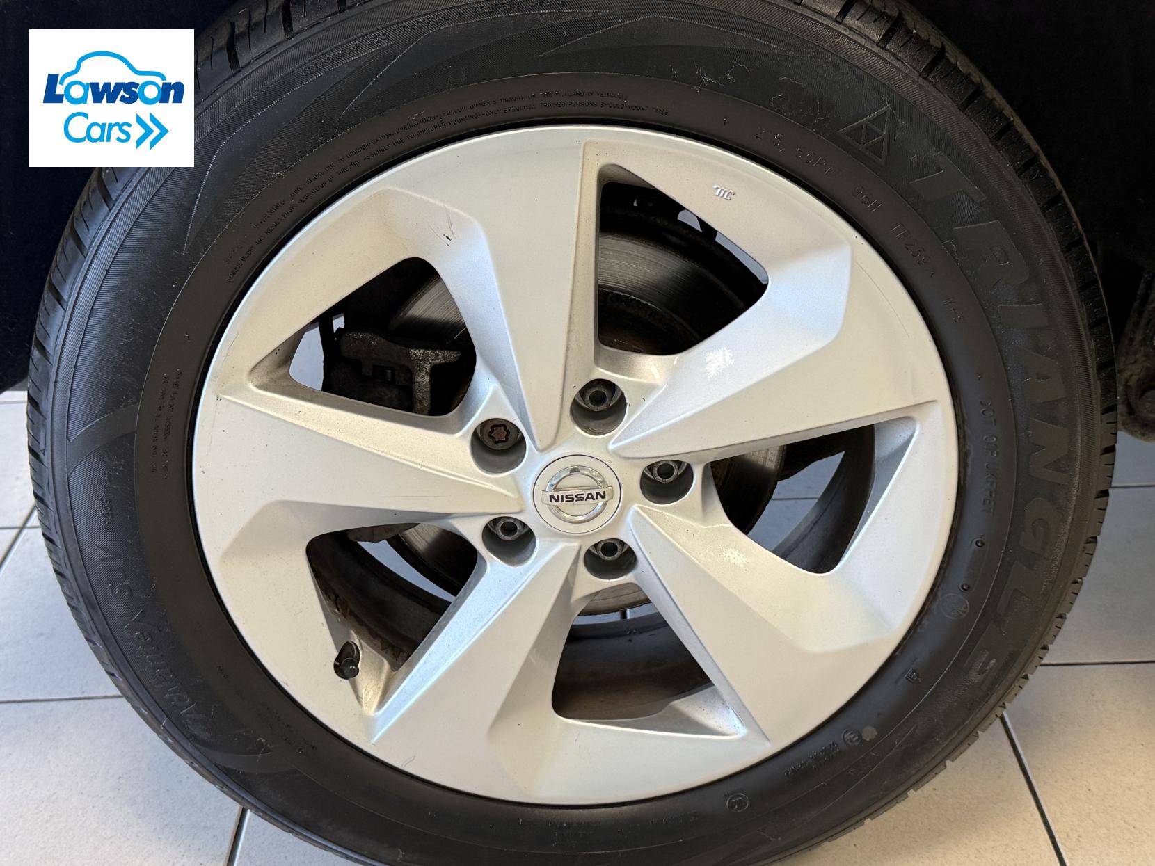 Nissan Qashqai 1.5 dCi Acenta Premium SUV 5dr Diesel Manual Euro 6 (s/s) (115 ps)