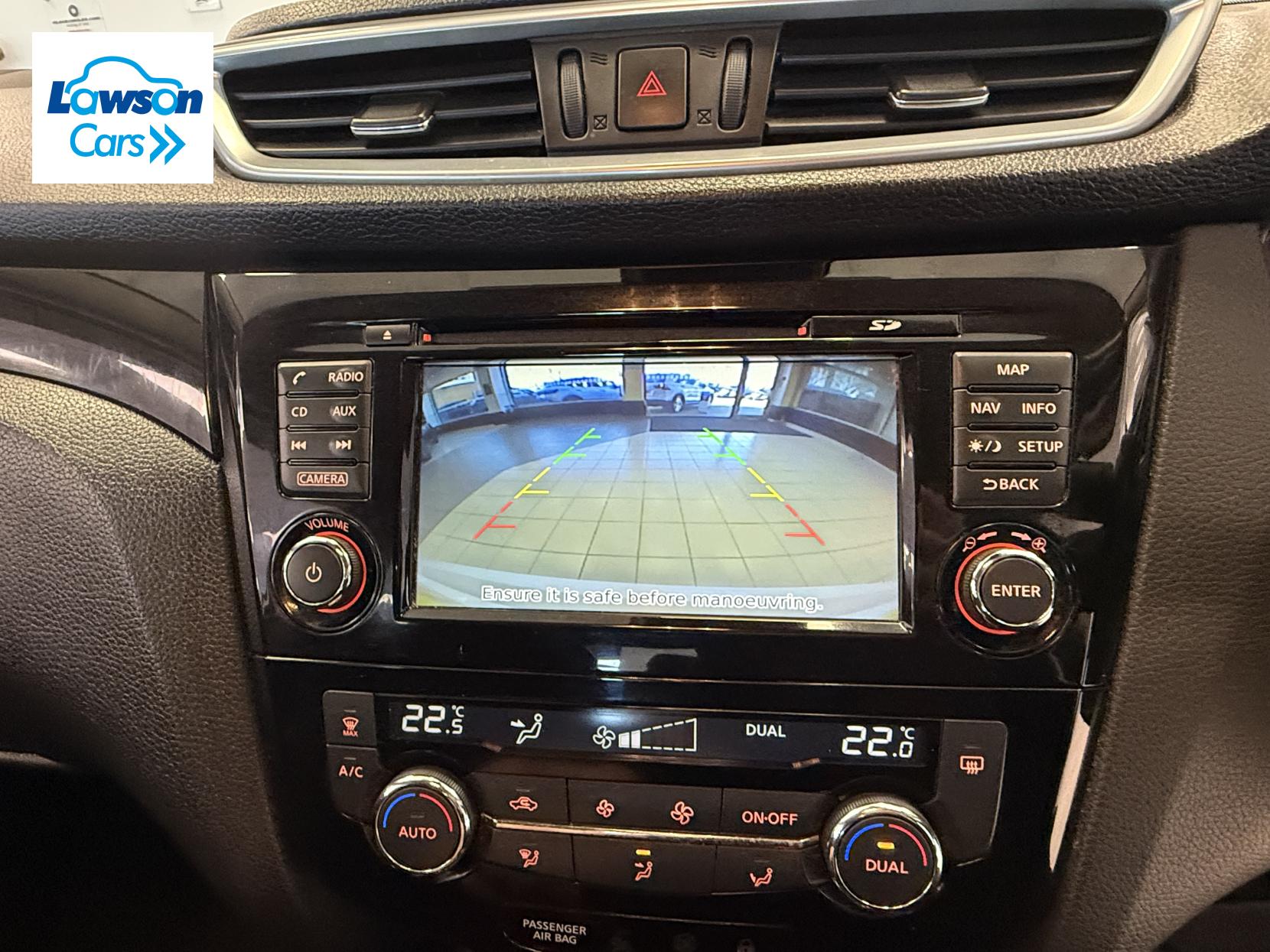 Nissan Qashqai 1.5 dCi Acenta Premium SUV 5dr Diesel Manual Euro 6 (s/s) (115 ps)