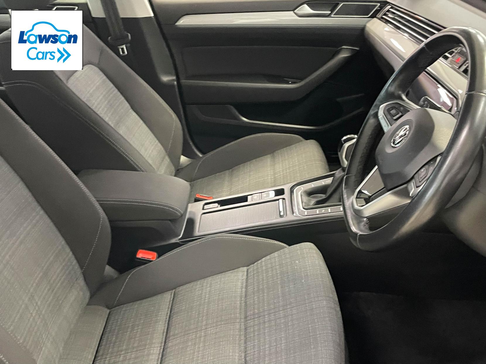 Volkswagen Passat 1.5 TSI EVO SE Nav Saloon 4dr Petrol Manual Euro 6 (s/s) (150 ps)