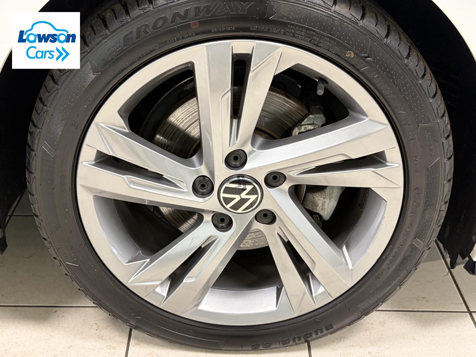 Volkswagen Golf 2.0 TDI R-Line Hatchback 5dr Diesel DSG Euro 6 (s/s) (150 ps)