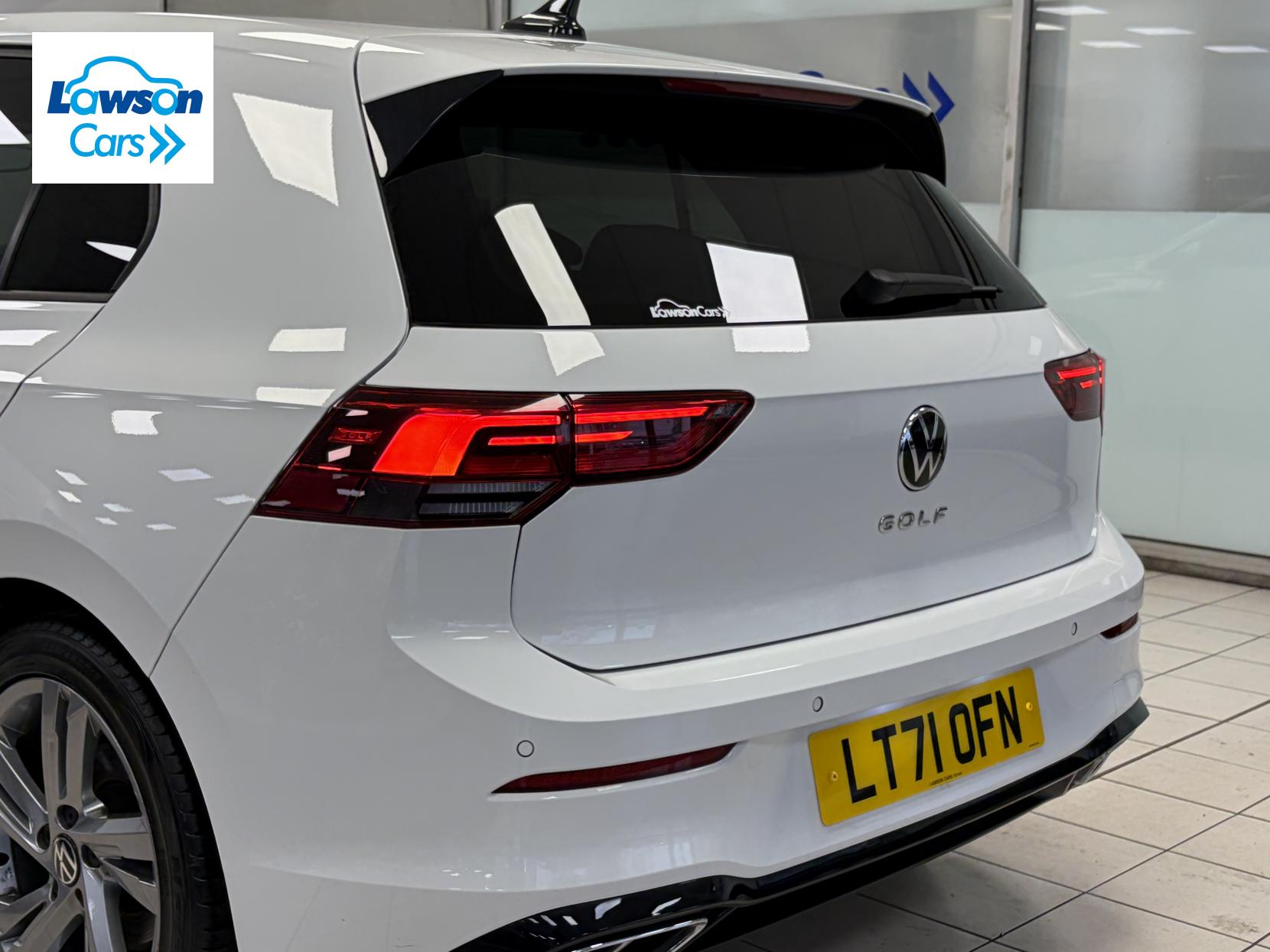 Volkswagen Golf 2.0 TDI R-Line Hatchback 5dr Diesel DSG Euro 6 (s/s) (150 ps)