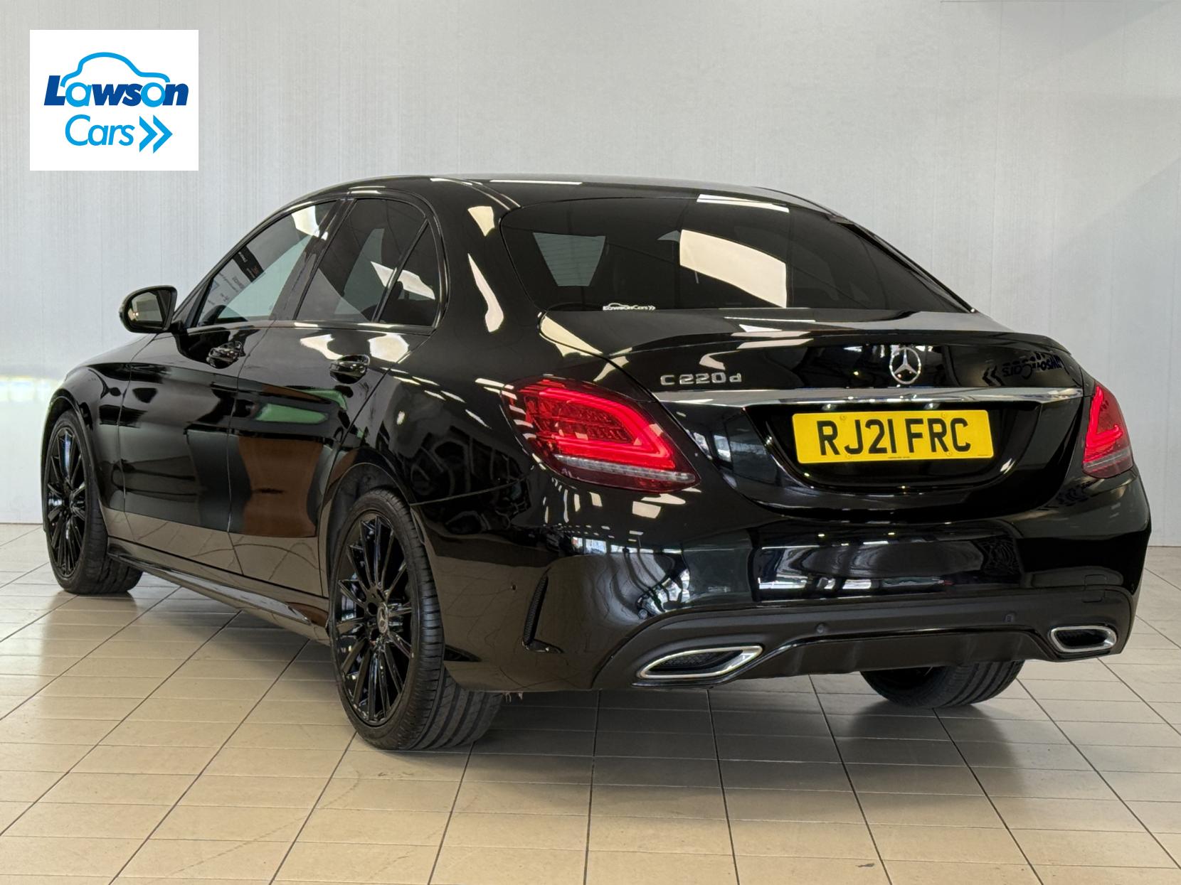 Mercedes-Benz C Class 2.0 C220d AMG Line (Premium) Saloon 4dr Diesel G-Tronic+ Euro 6 (s/s) (194 ps)