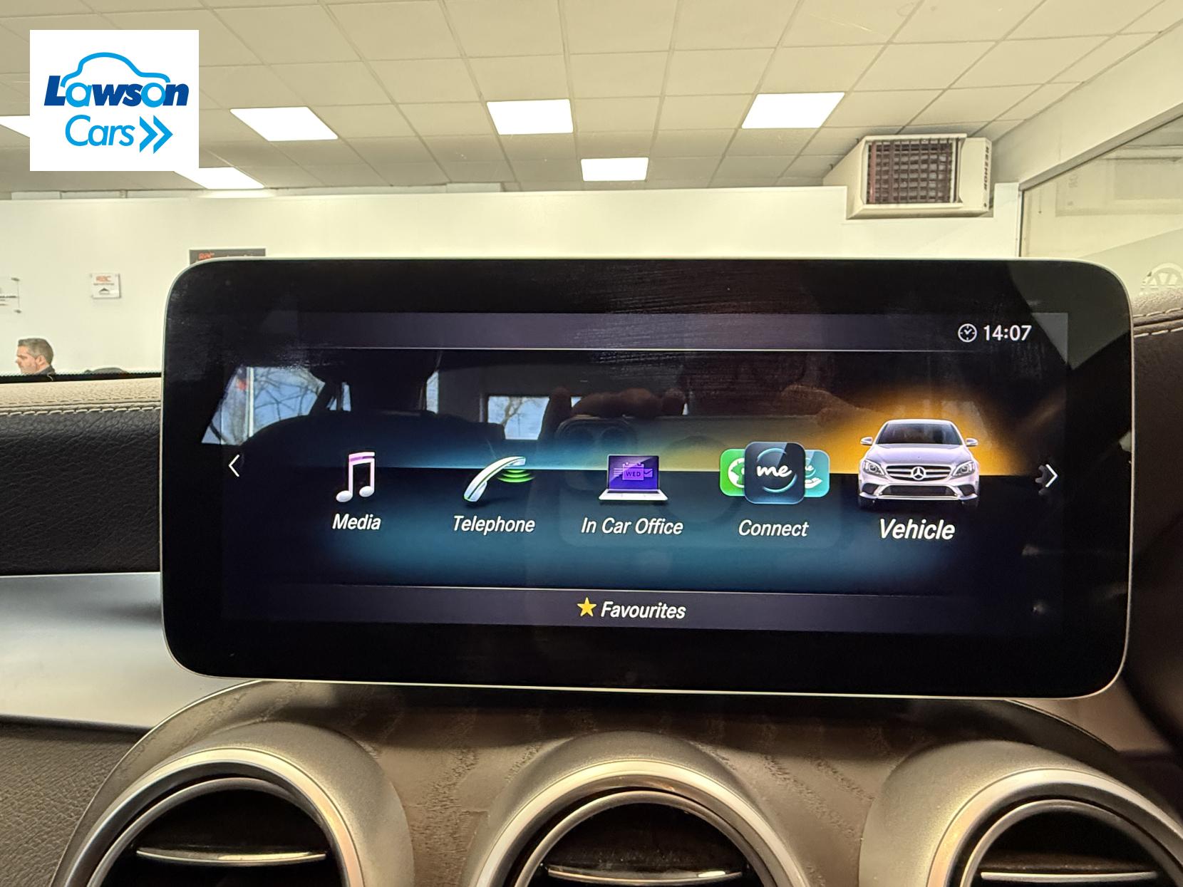 Mercedes-Benz C Class 2.0 C220d AMG Line (Premium) Saloon 4dr Diesel G-Tronic+ Euro 6 (s/s) (194 ps)