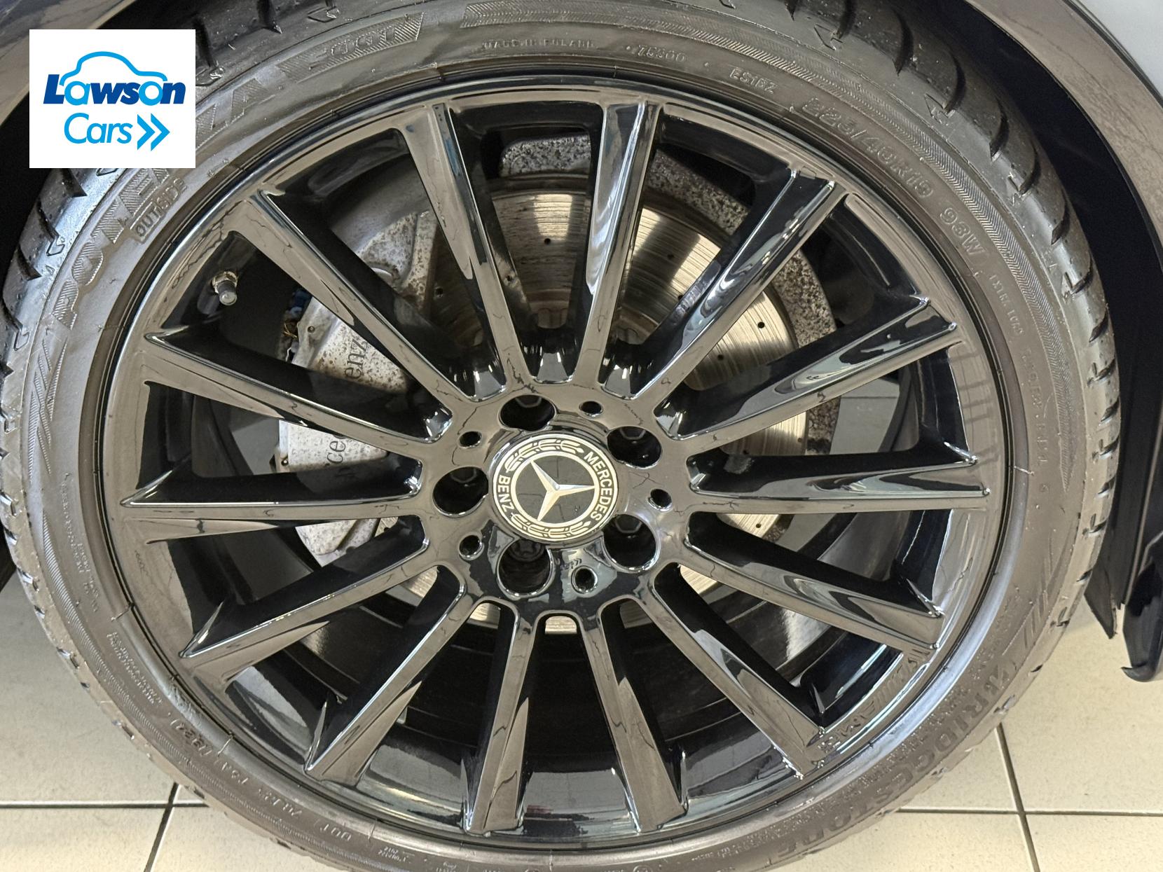 Mercedes-Benz C Class 2.0 C220d AMG Line (Premium) Saloon 4dr Diesel G-Tronic+ Euro 6 (s/s) (194 ps)