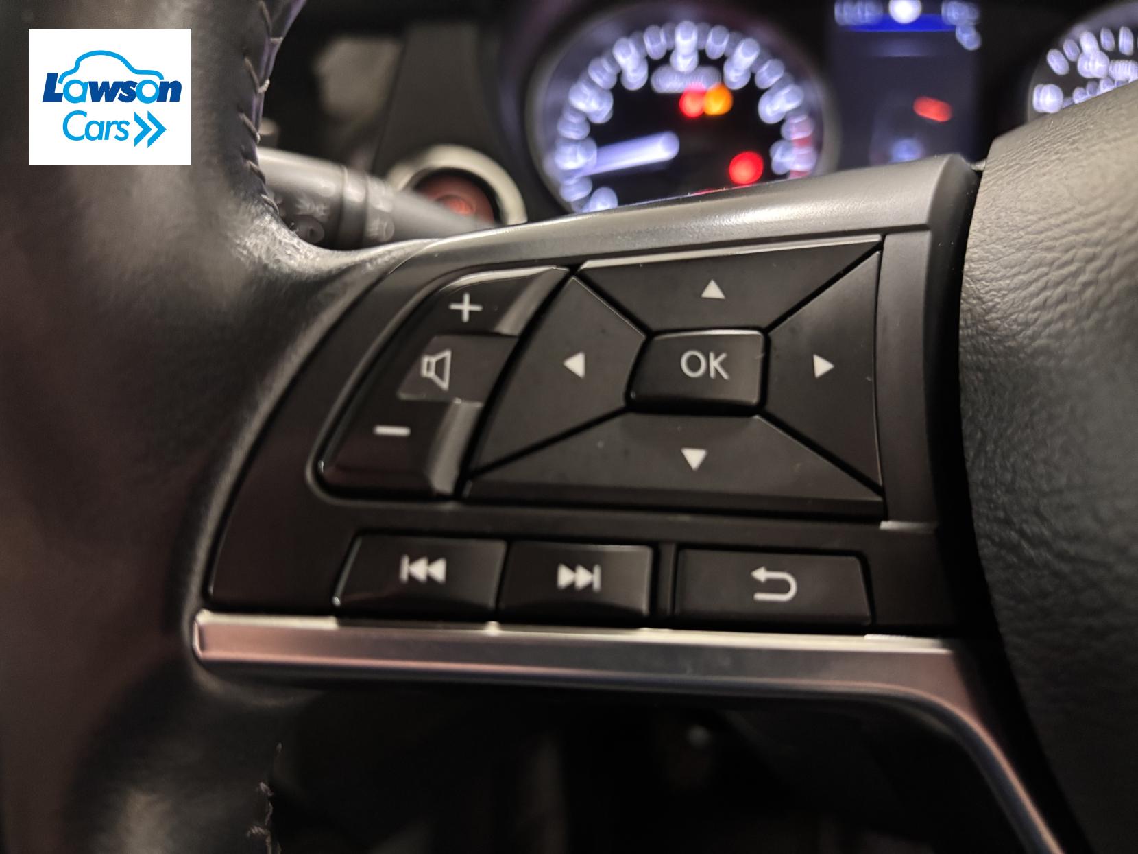 Nissan Qashqai 1.3 DIG-T Tekna SUV 5dr Petrol Manual Euro 6 (s/s) (140 ps)