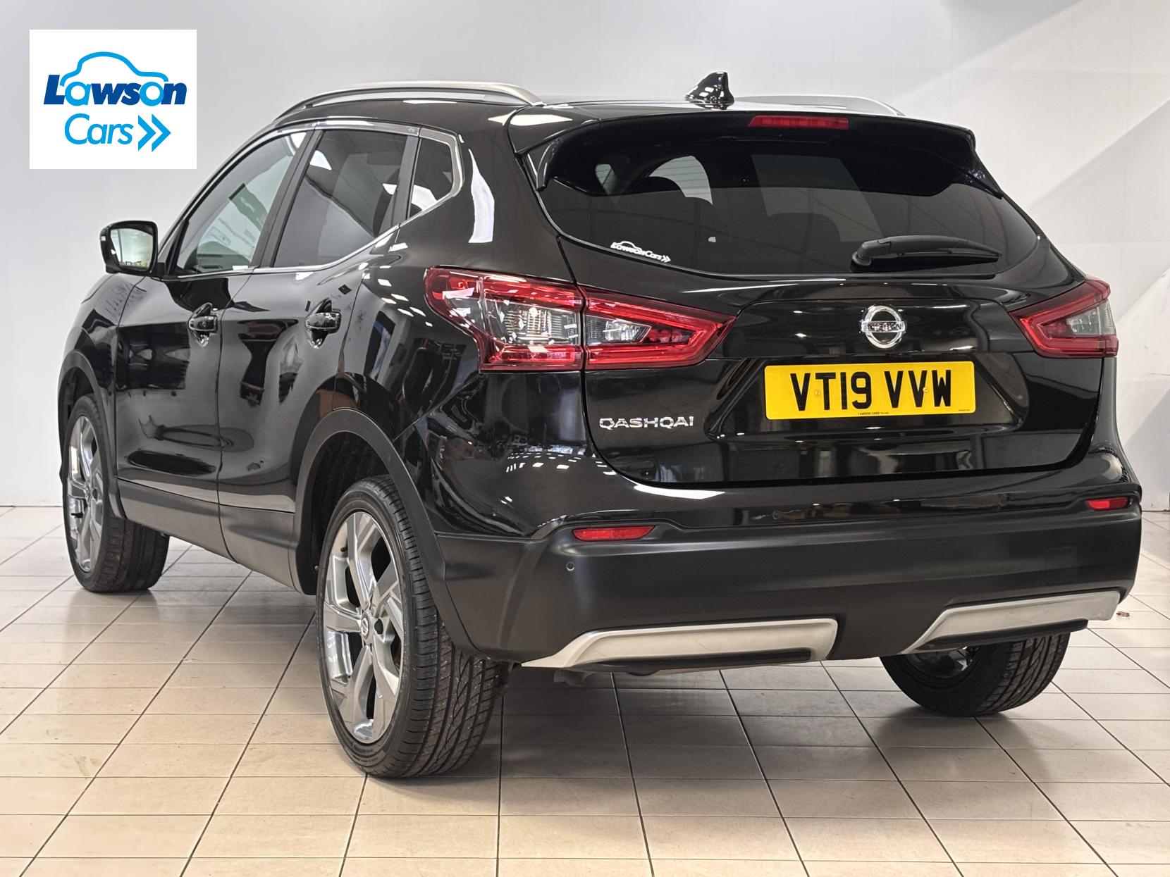 Nissan Qashqai 1.3 DIG-T Tekna SUV 5dr Petrol Manual Euro 6 (s/s) (140 ps)