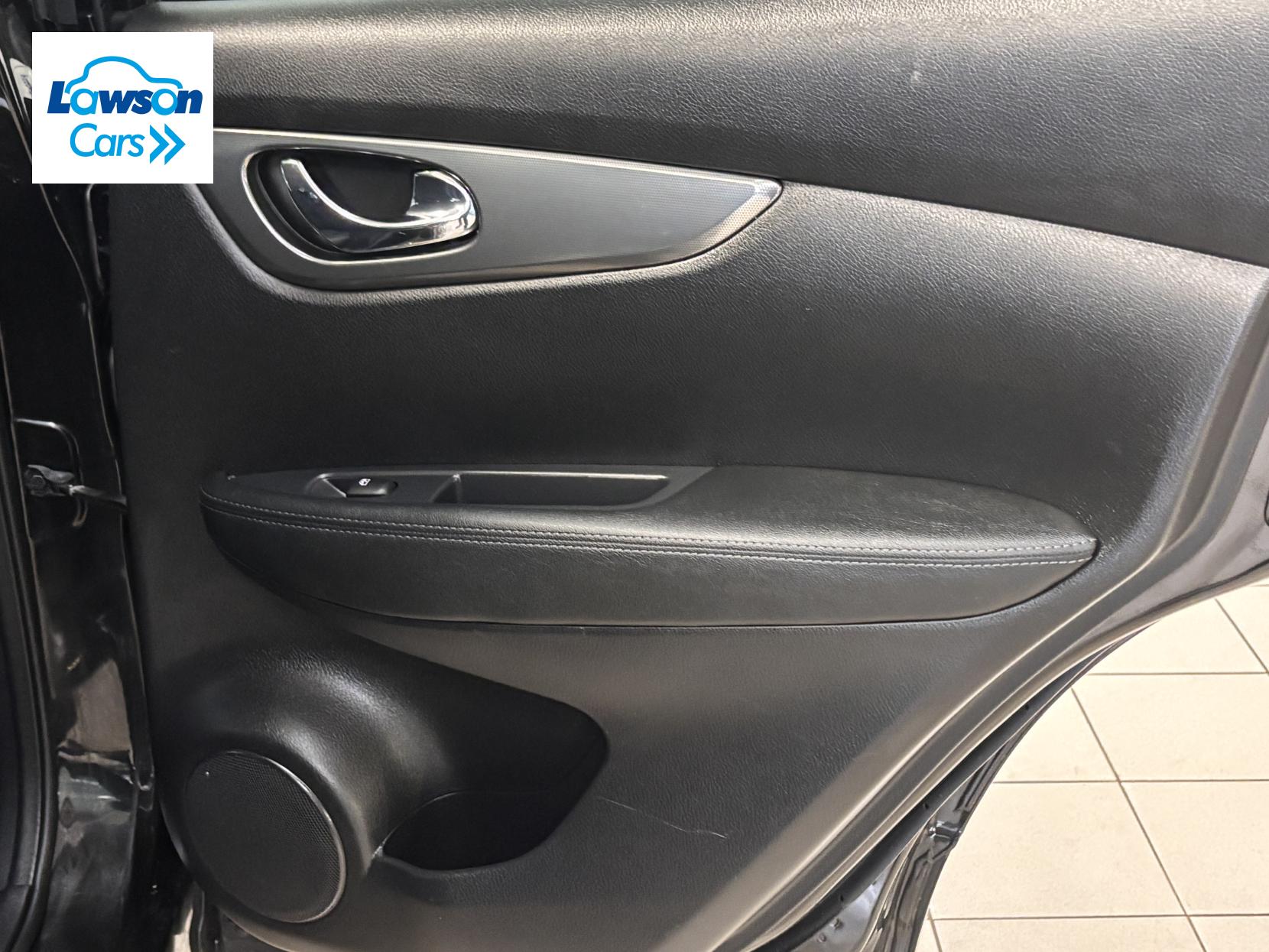 Nissan Qashqai 1.3 DIG-T Tekna SUV 5dr Petrol Manual Euro 6 (s/s) (140 ps)