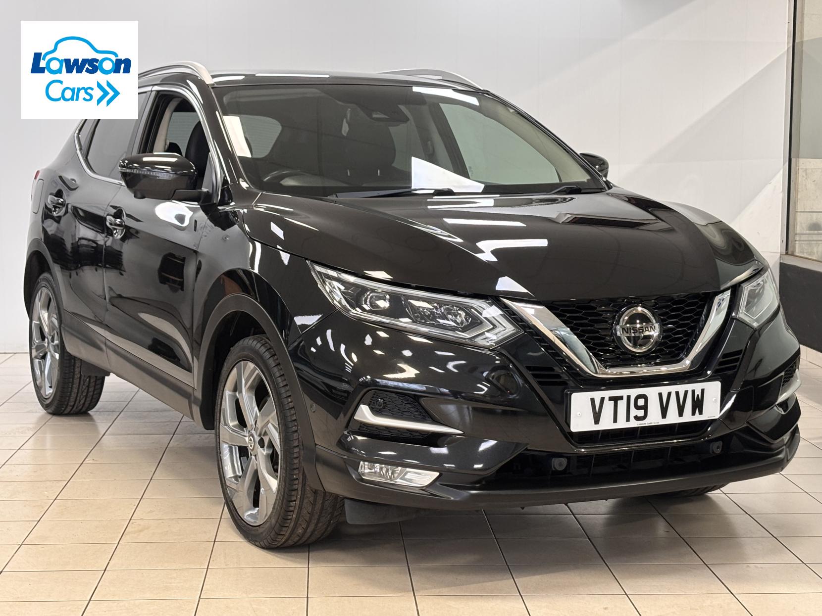 Nissan Qashqai 1.3 DIG-T Tekna SUV 5dr Petrol Manual Euro 6 (s/s) (140 ps)