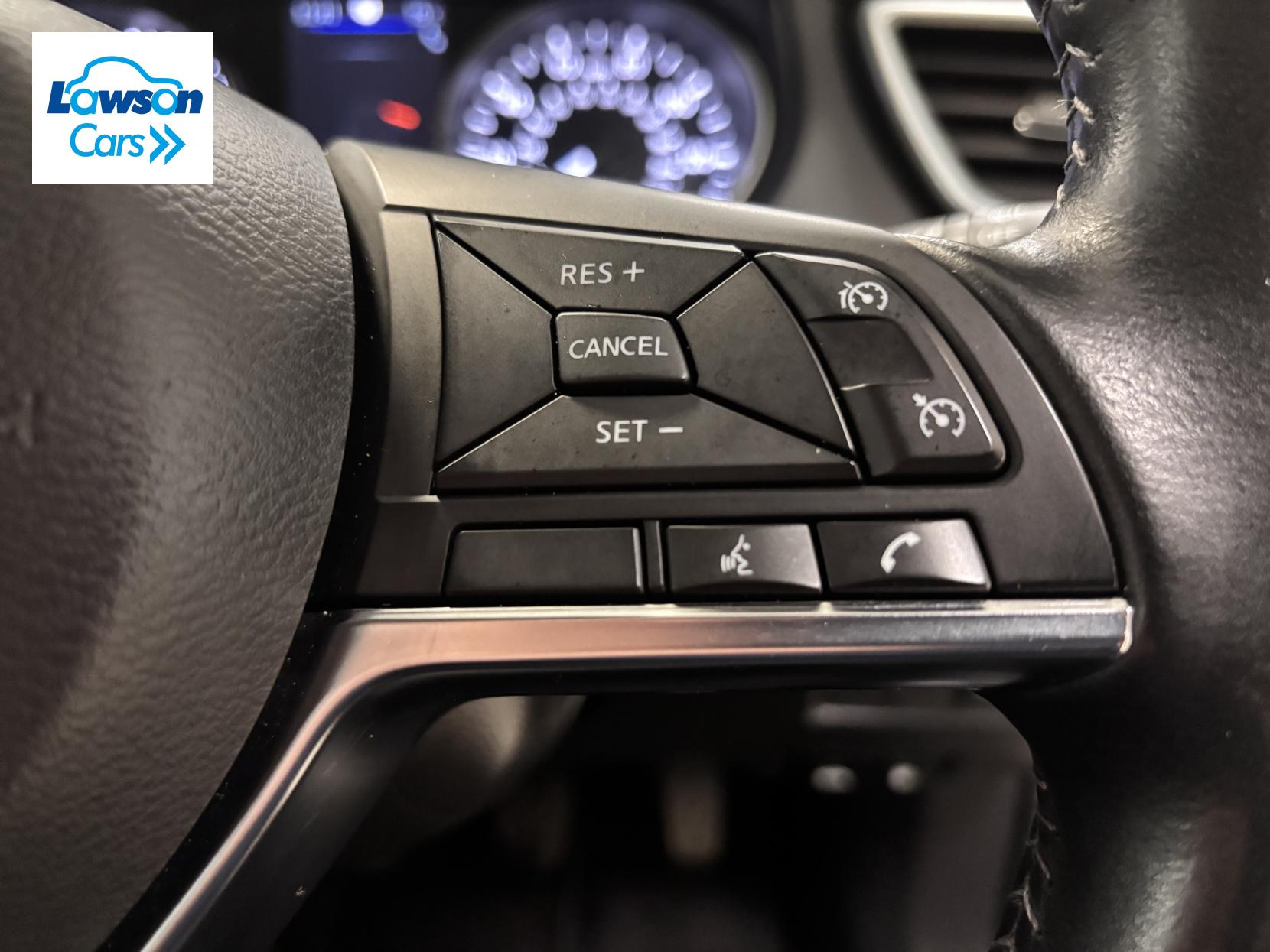 Nissan Qashqai 1.3 DIG-T Tekna SUV 5dr Petrol Manual Euro 6 (s/s) (140 ps)