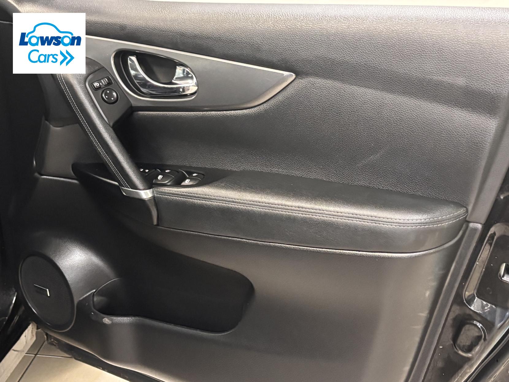 Nissan Qashqai 1.3 DIG-T Tekna SUV 5dr Petrol Manual Euro 6 (s/s) (140 ps)