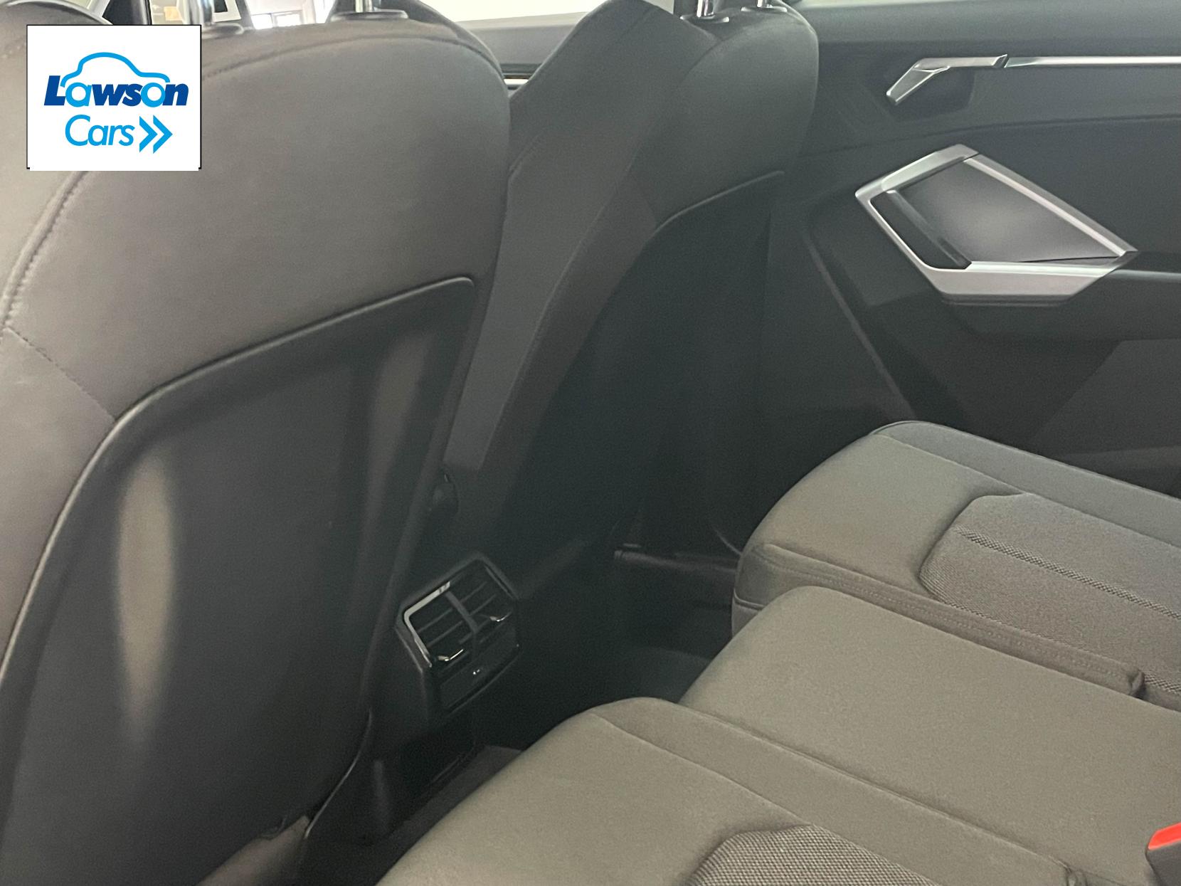 Audi Q3 1.5 TFSI CoD 35 Sport SUV 5dr Petrol Manual Euro 6 (s/s) (150 ps)