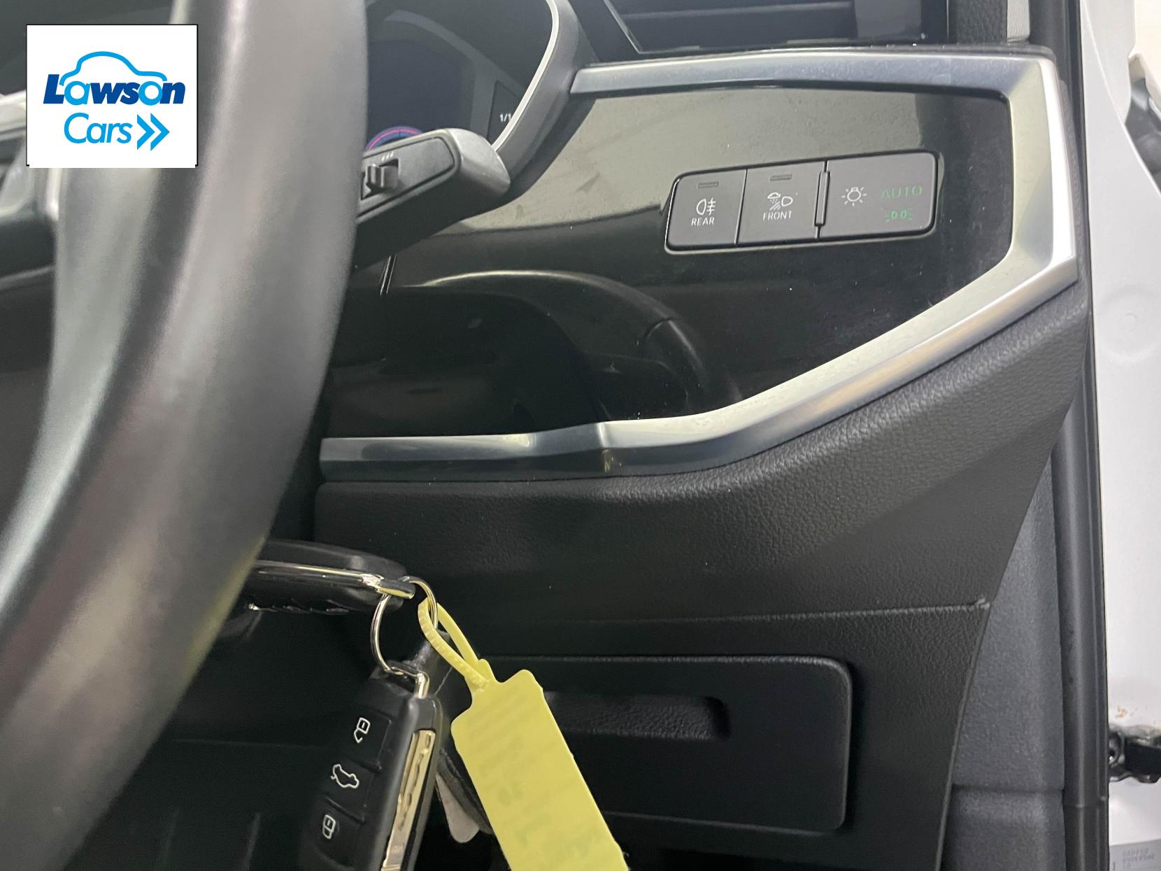 Audi Q3 1.5 TFSI CoD 35 Sport SUV 5dr Petrol Manual Euro 6 (s/s) (150 ps)