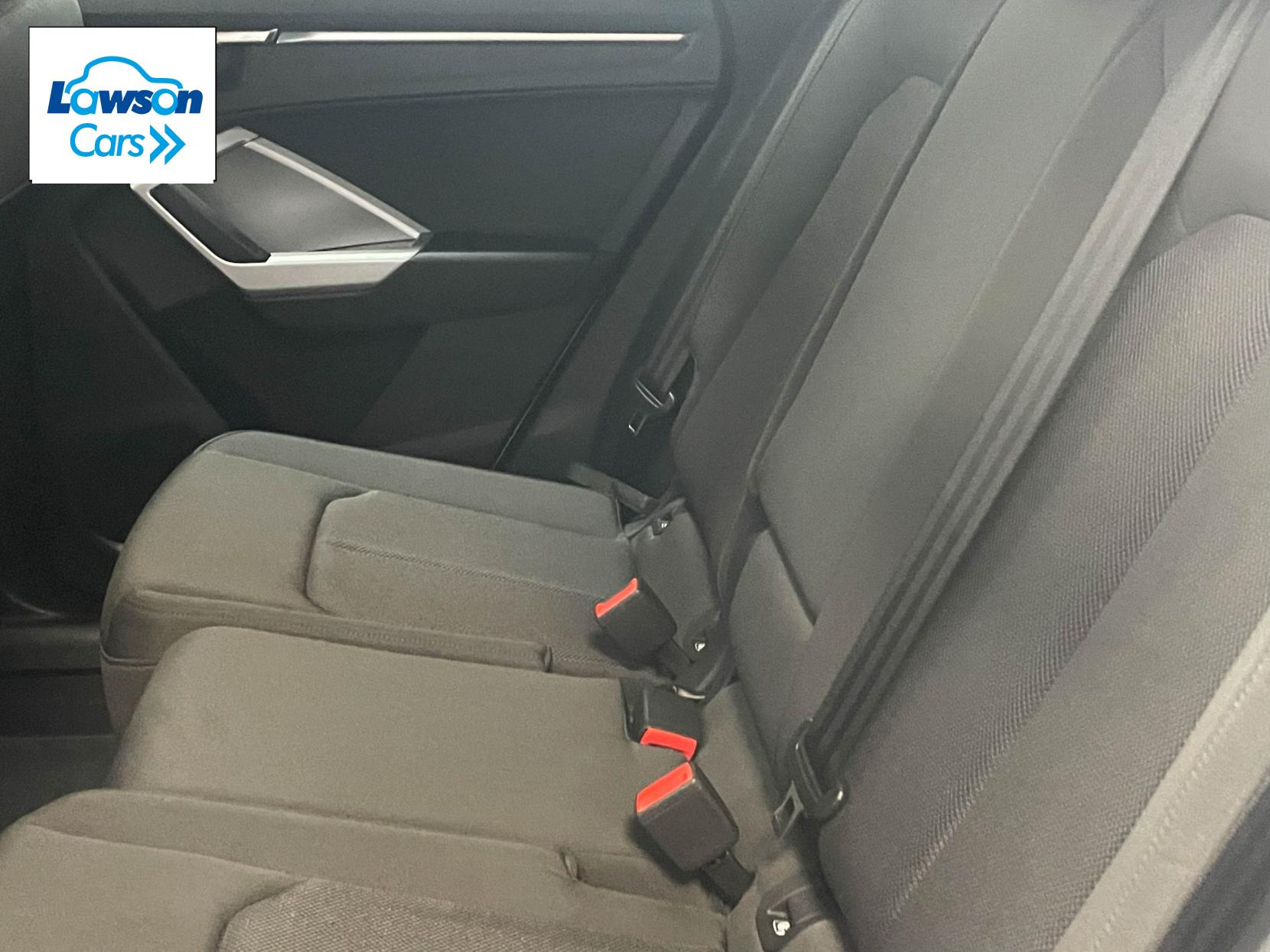 Audi Q3 1.5 TFSI CoD 35 Sport SUV 5dr Petrol Manual Euro 6 (s/s) (150 ps)