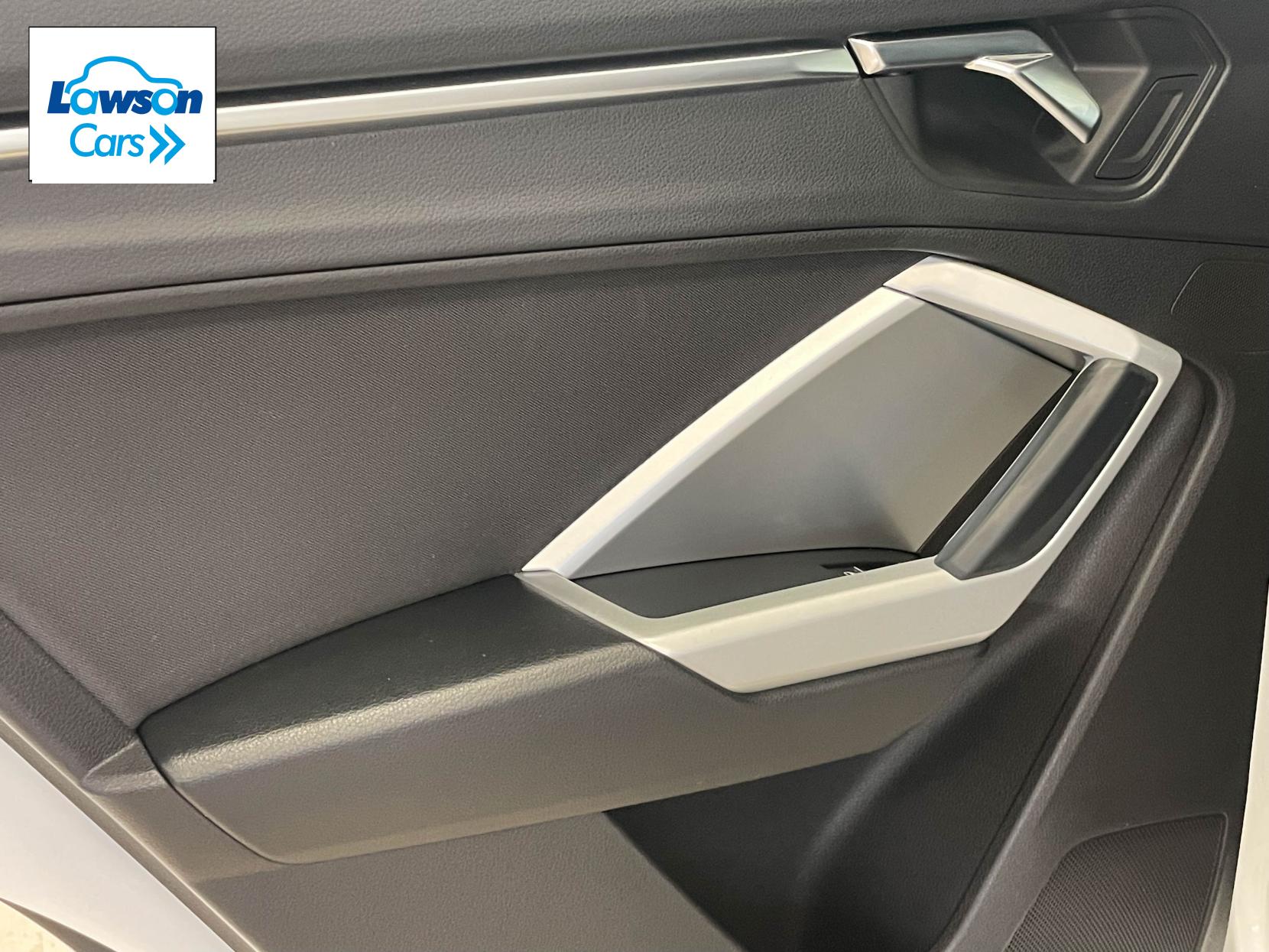 Audi Q3 1.5 TFSI CoD 35 Sport SUV 5dr Petrol Manual Euro 6 (s/s) (150 ps)