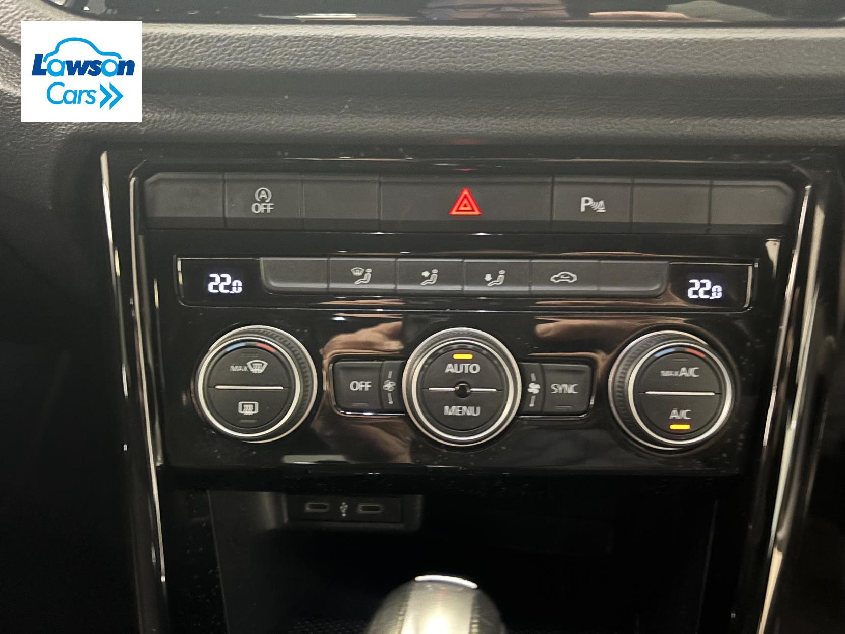 Volkswagen T-Roc 1.5 TSI EVO Black Edition SUV 5dr Petrol DSG Euro 6 (s/s) (150 ps)