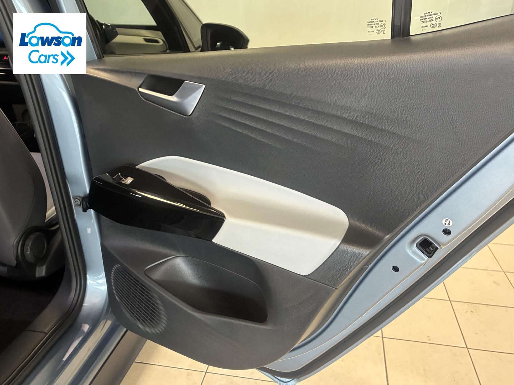 Volkswagen ID.3 Pro 58kWh Family Hatchback 5dr Electric Auto (145 ps)