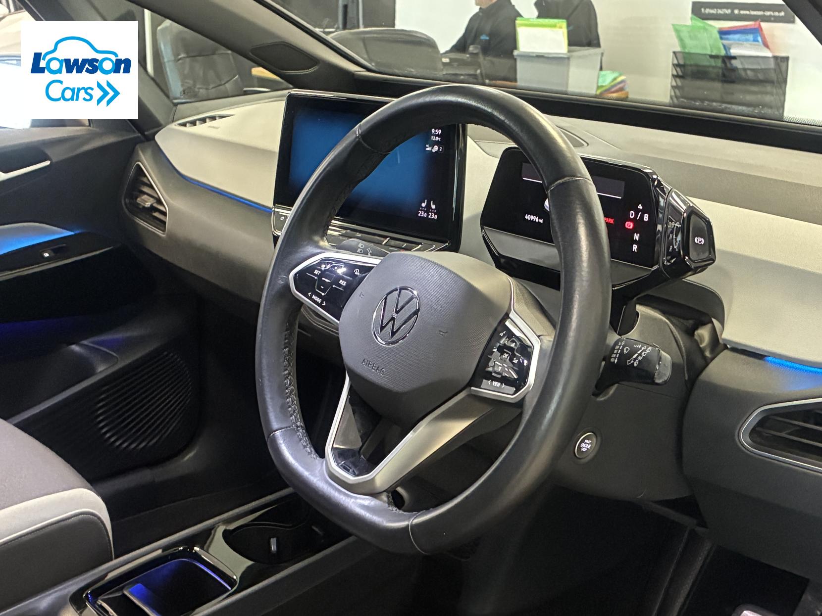 Volkswagen ID.3 Pro 58kWh Family Hatchback 5dr Electric Auto (145 ps)