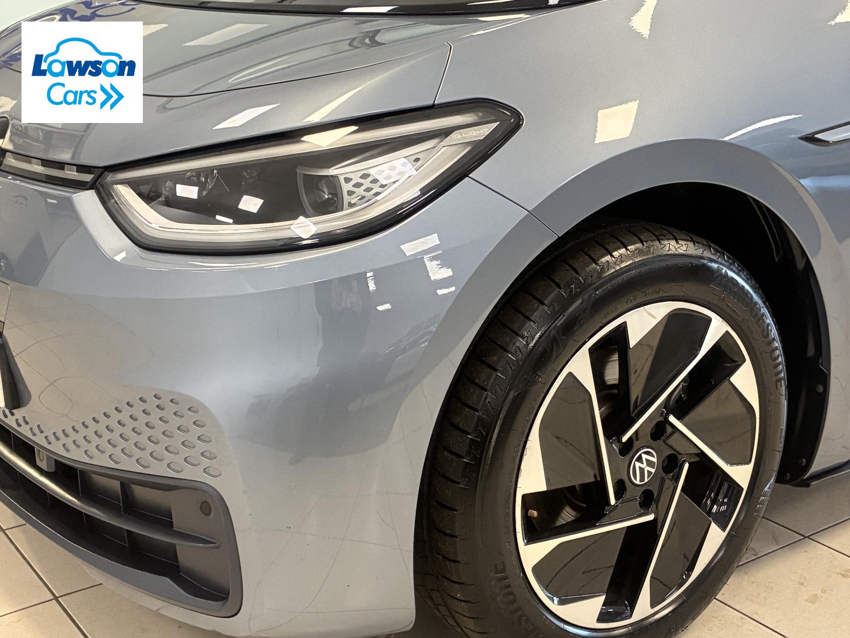 Volkswagen ID.3 Pro 58kWh Family Hatchback 5dr Electric Auto (145 ps)