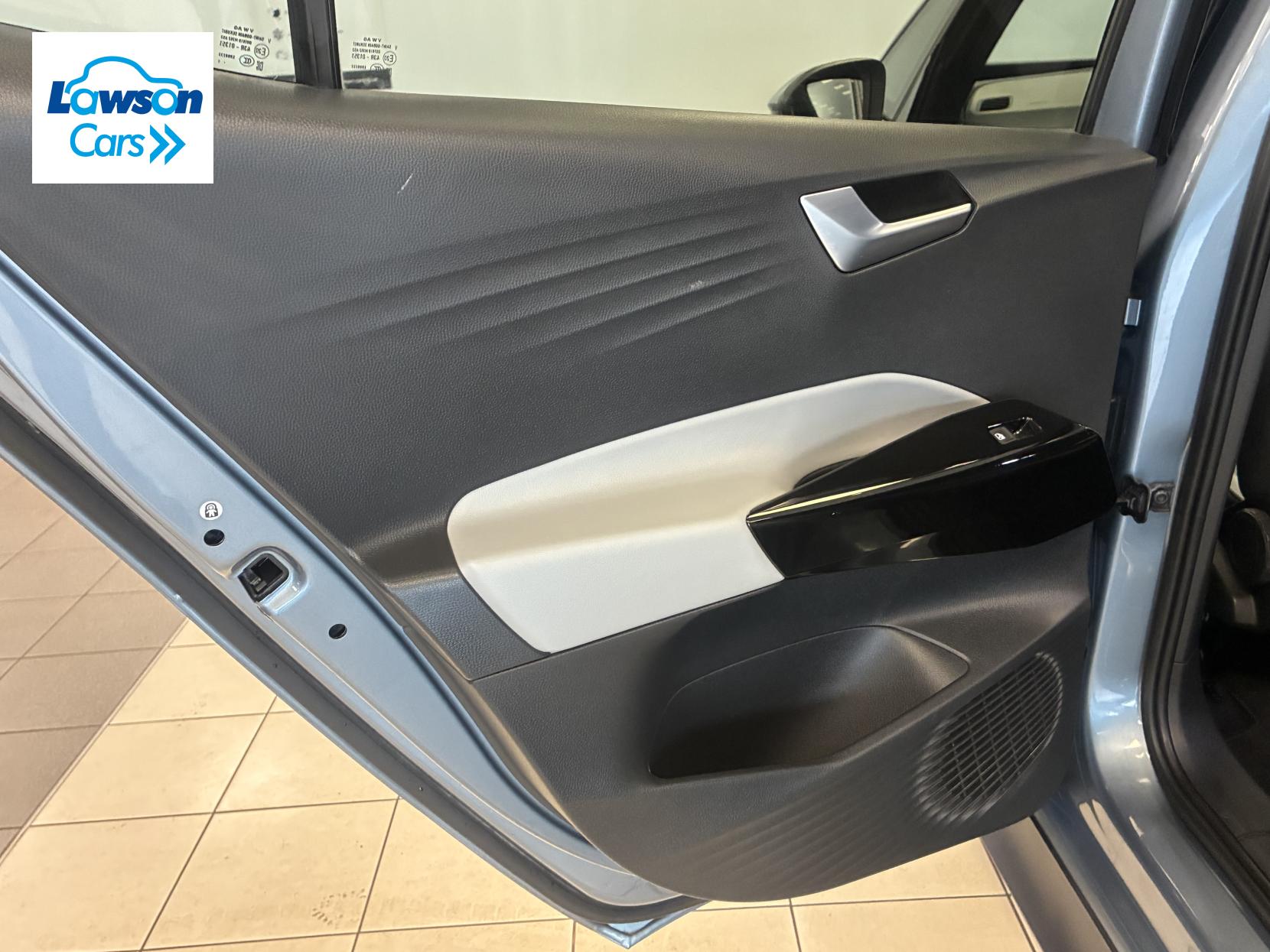 Volkswagen ID.3 Pro 58kWh Family Hatchback 5dr Electric Auto (145 ps)