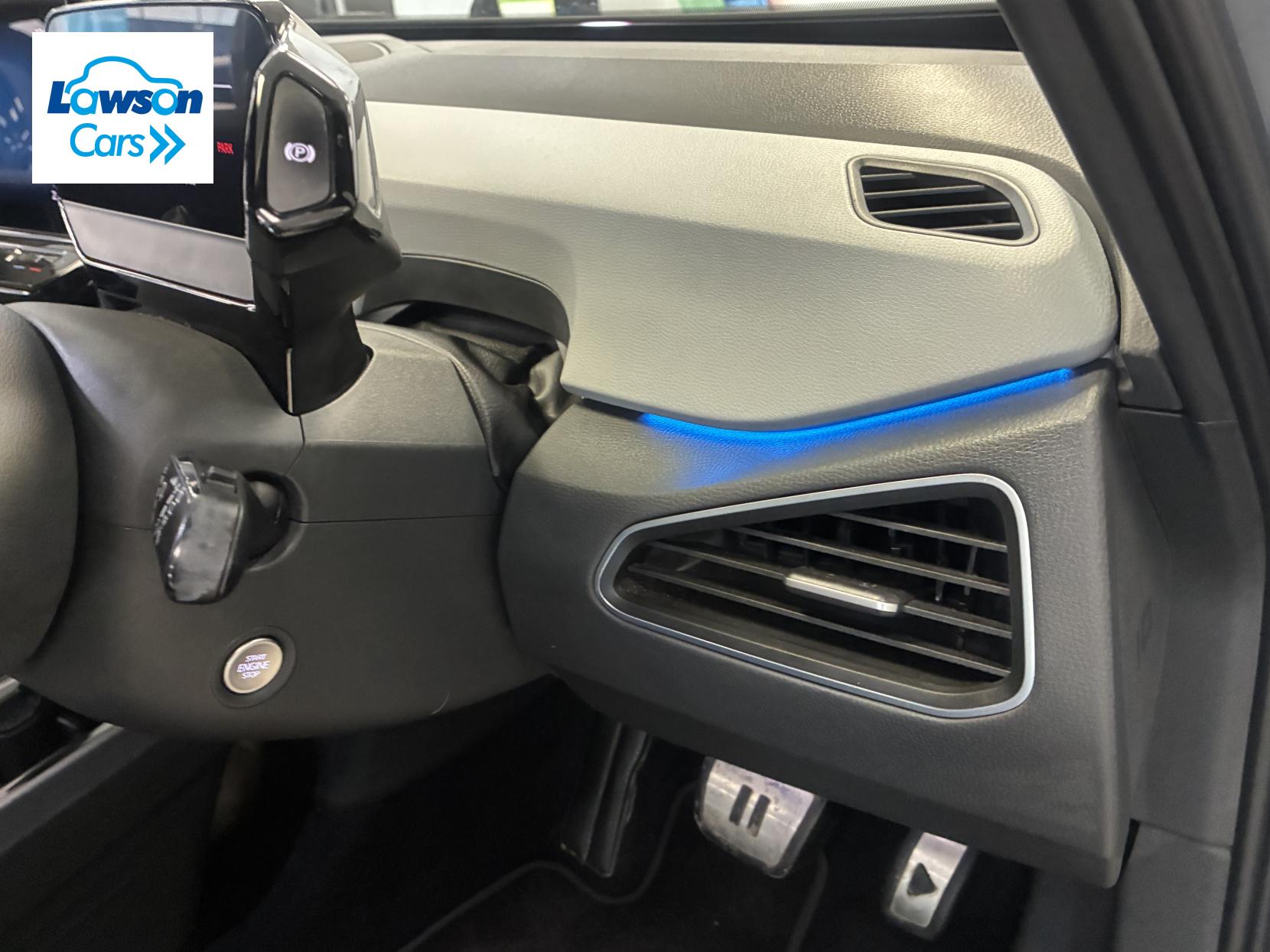 Volkswagen ID.3 Pro 58kWh Family Hatchback 5dr Electric Auto (145 ps)