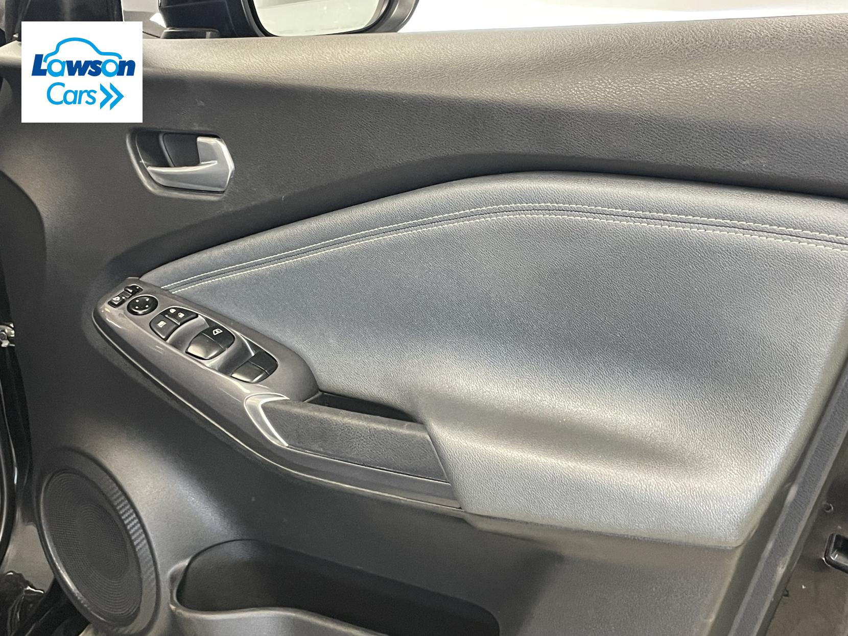 Nissan Juke 1.0 DIG-T N-Connecta SUV 5dr Petrol Manual Euro 6 (s/s) (114 ps)