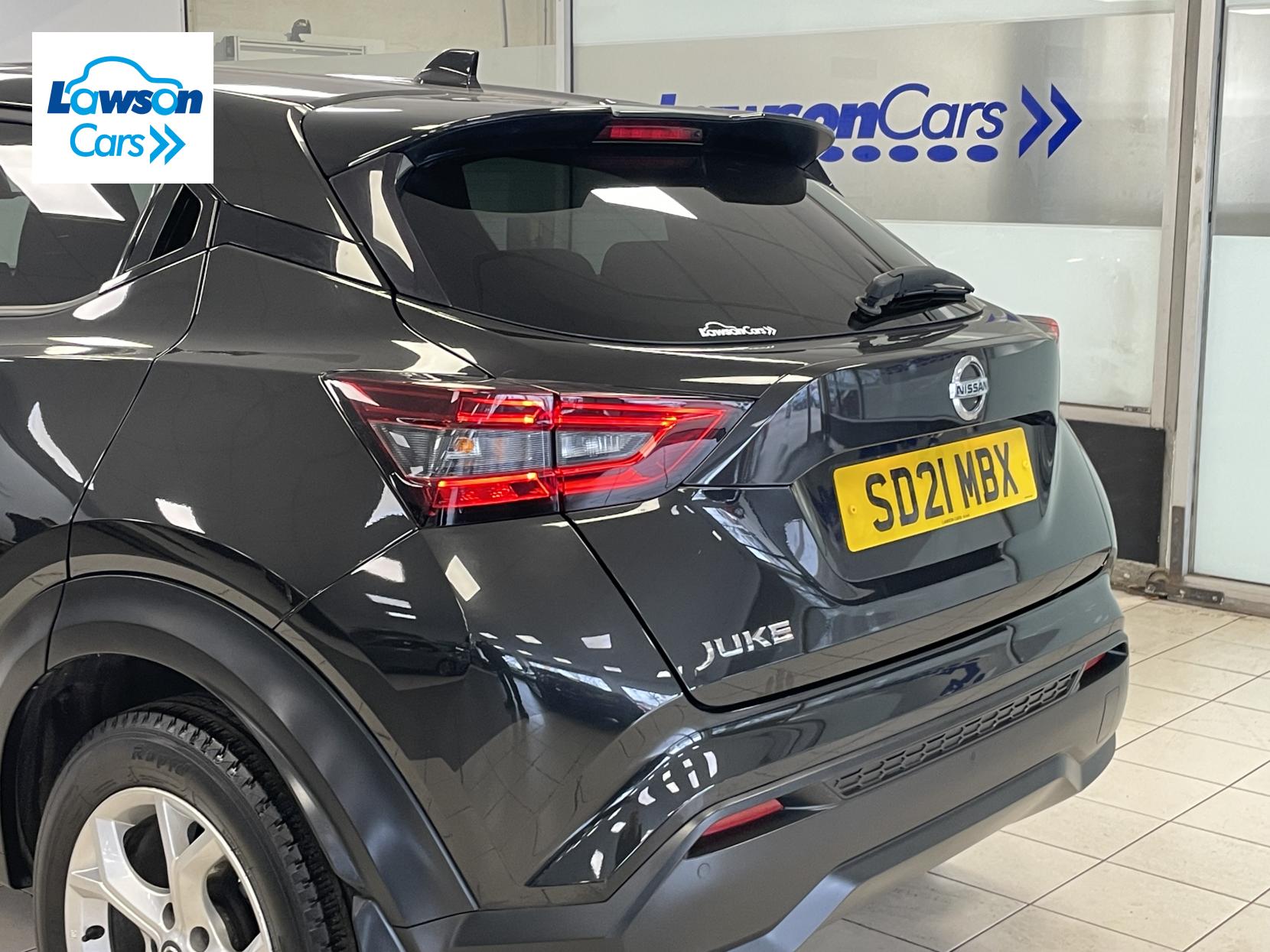 Nissan Juke 1.0 DIG-T N-Connecta SUV 5dr Petrol Manual Euro 6 (s/s) (114 ps)