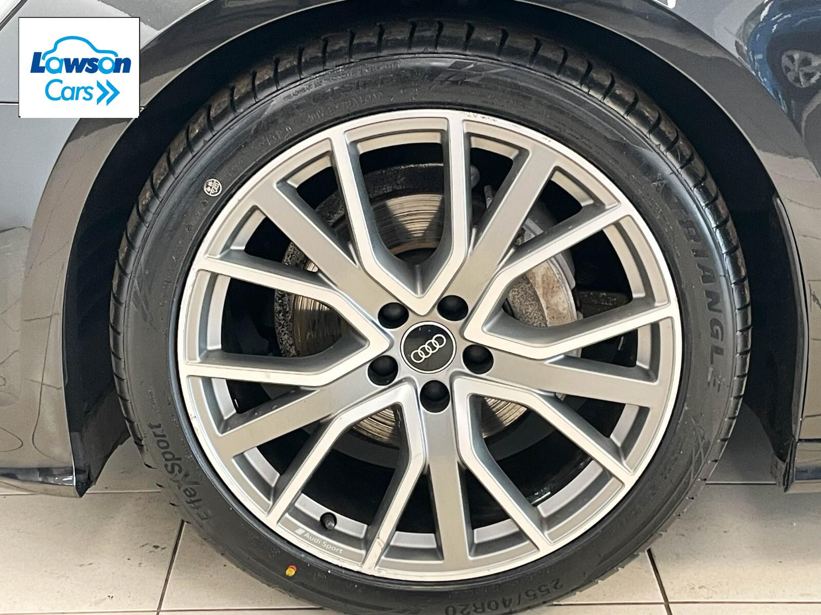 Audi A6 Saloon 2.0 TDI 40 Black Edition Saloon 4dr Diesel S Tronic quattro Euro 6 (s/s) (204 ps)