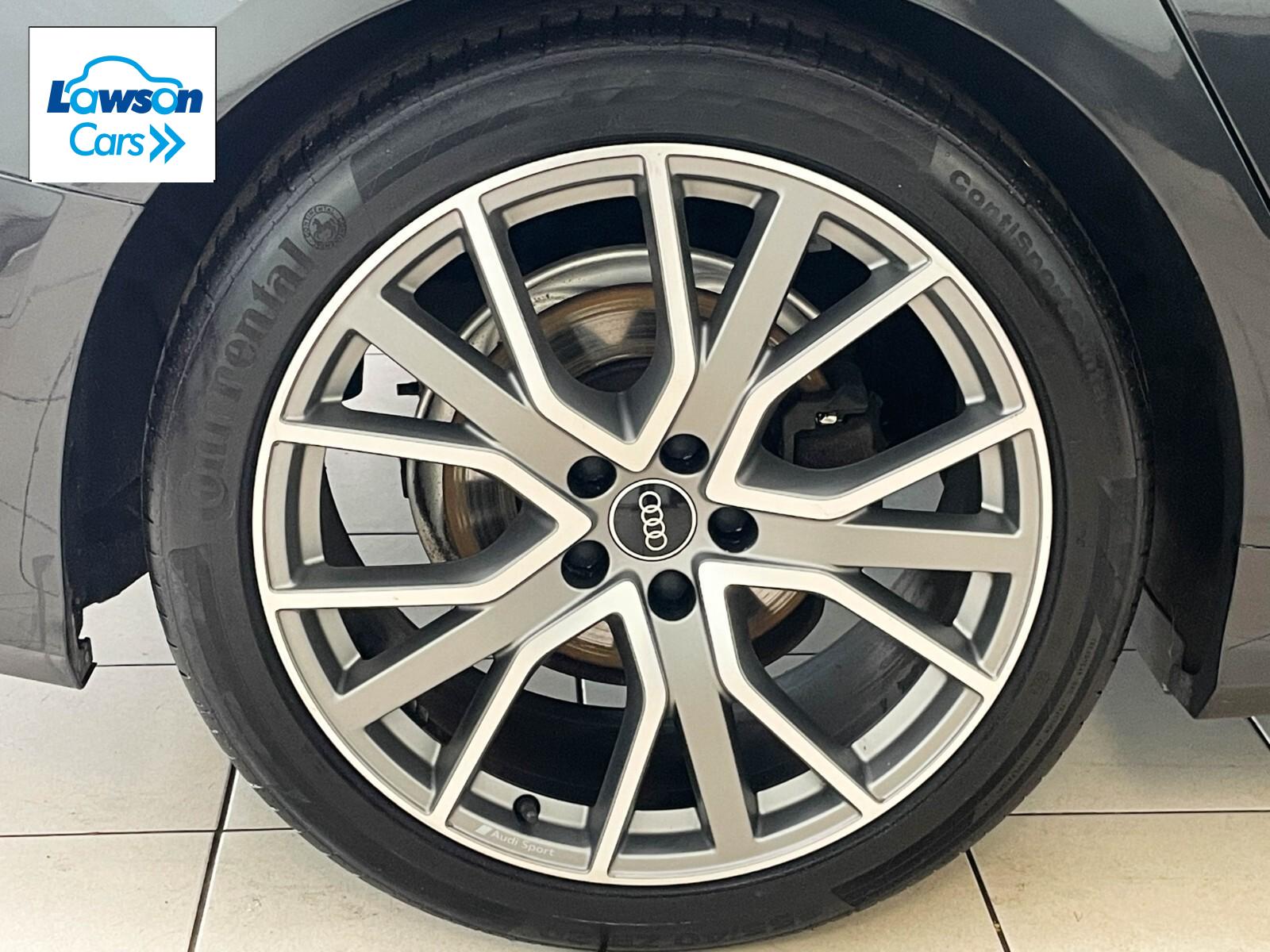 Audi A6 Saloon 2.0 TDI 40 Black Edition Saloon 4dr Diesel S Tronic quattro Euro 6 (s/s) (204 ps)