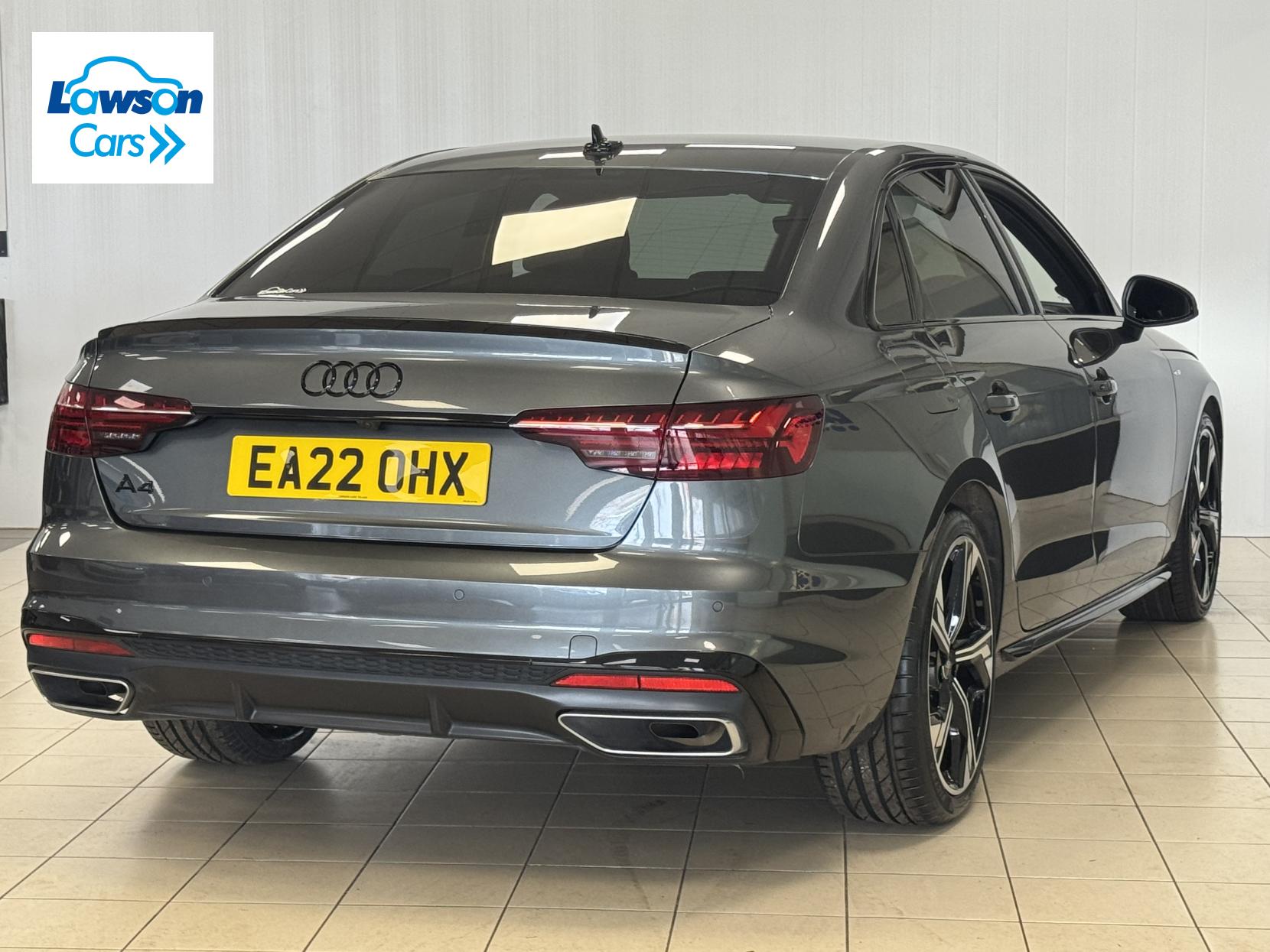 Audi A4 2.0 TFSI 40 Black Edition Saloon 4dr Petrol S Tronic Euro 6 (s/s) (204 ps)