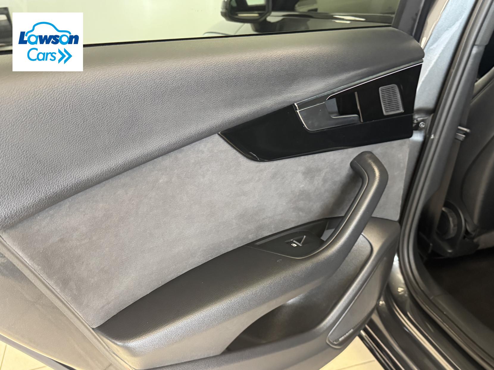 Audi A4 2.0 TFSI 40 Black Edition Saloon 4dr Petrol S Tronic Euro 6 (s/s) (204 ps)