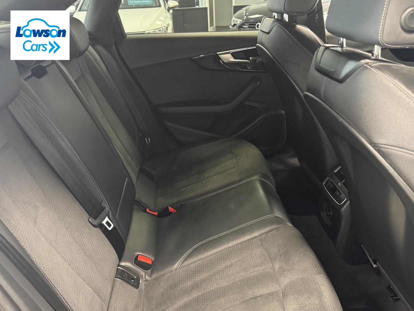 Audi A4 2.0 TFSI 40 Black Edition Saloon 4dr Petrol S Tronic Euro 6 (s/s) (204 ps)