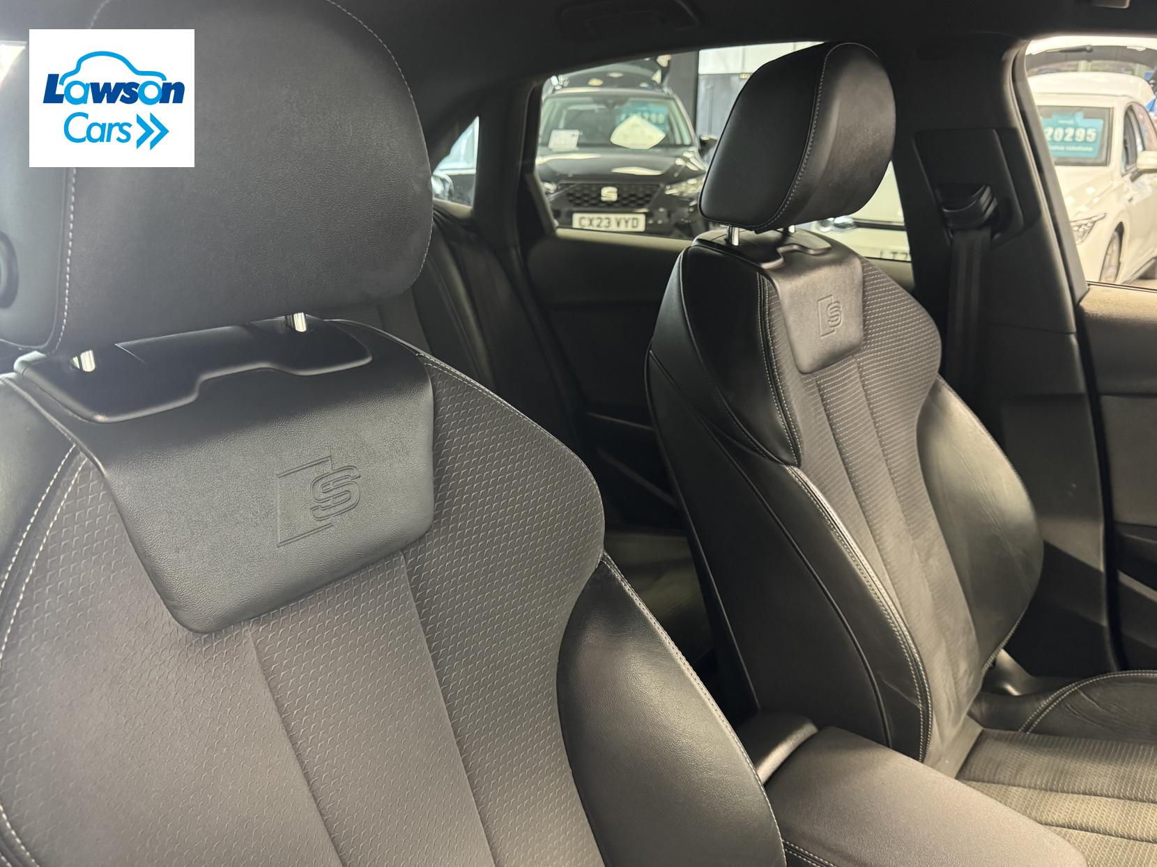 Audi A4 2.0 TFSI 40 Black Edition Saloon 4dr Petrol S Tronic Euro 6 (s/s) (204 ps)