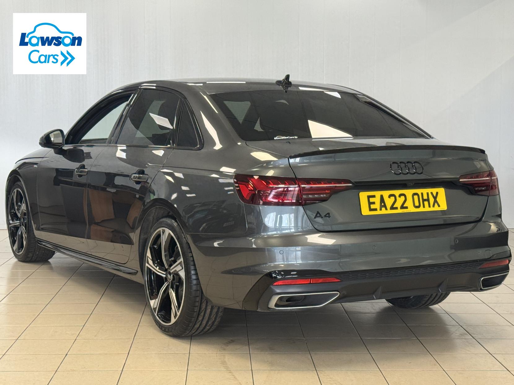 Audi A4 2.0 TFSI 40 Black Edition Saloon 4dr Petrol S Tronic Euro 6 (s/s) (204 ps)