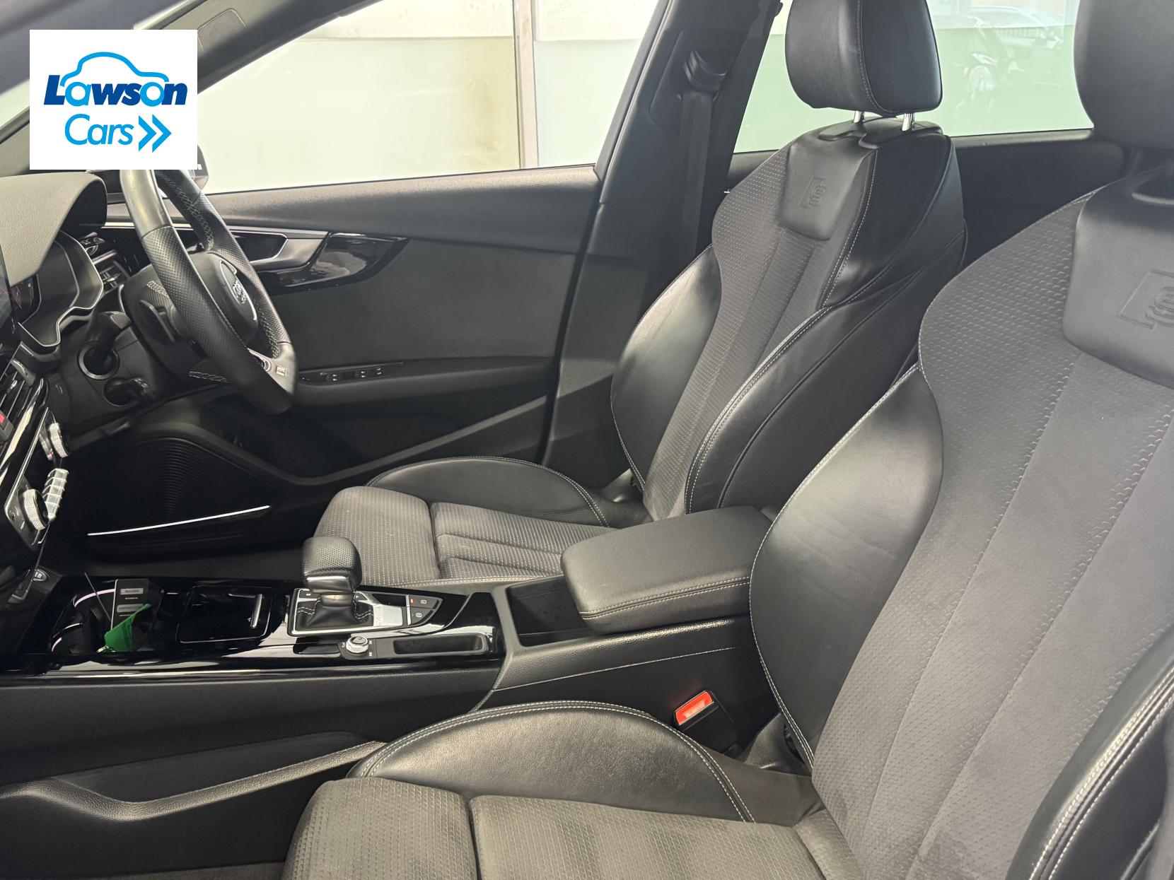 Audi A4 2.0 TFSI 40 Black Edition Saloon 4dr Petrol S Tronic Euro 6 (s/s) (204 ps)