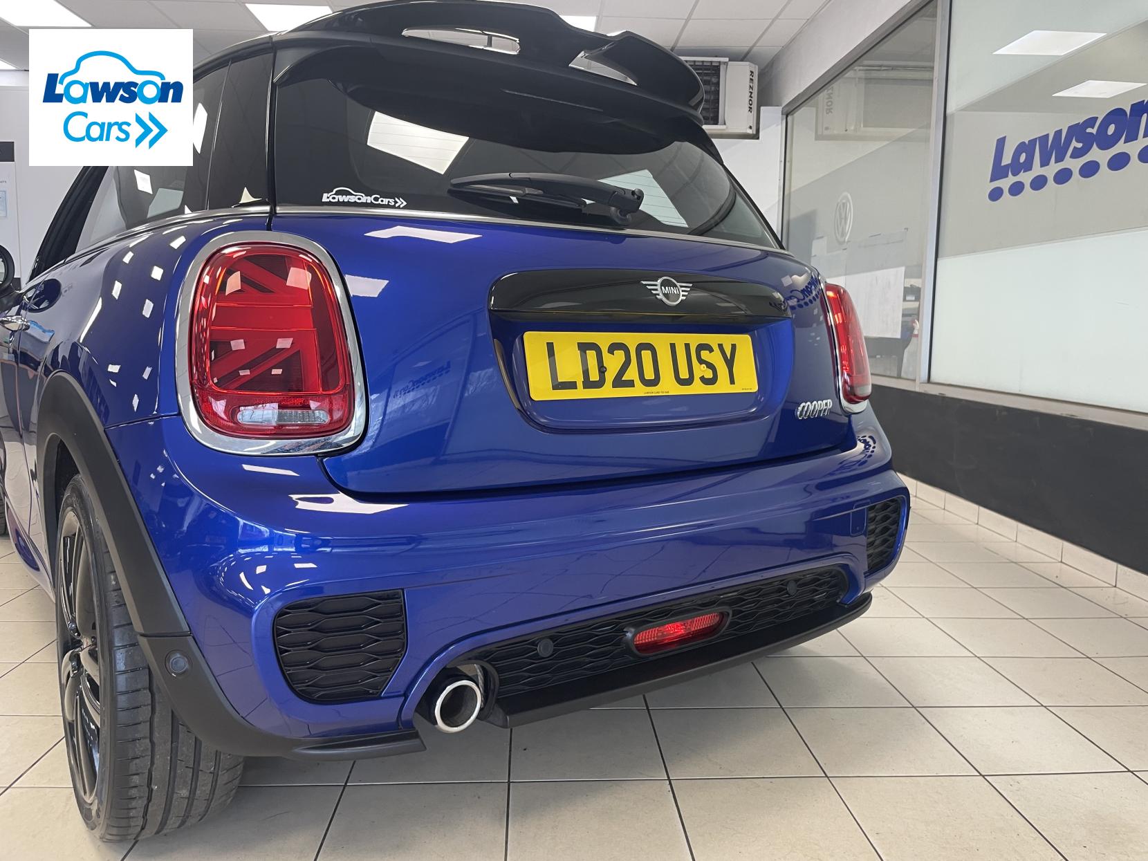 MINI Hatch 1.5 Cooper Sport Hatchback 3dr Petrol Manual Euro 6 (s/s) (136 ps)