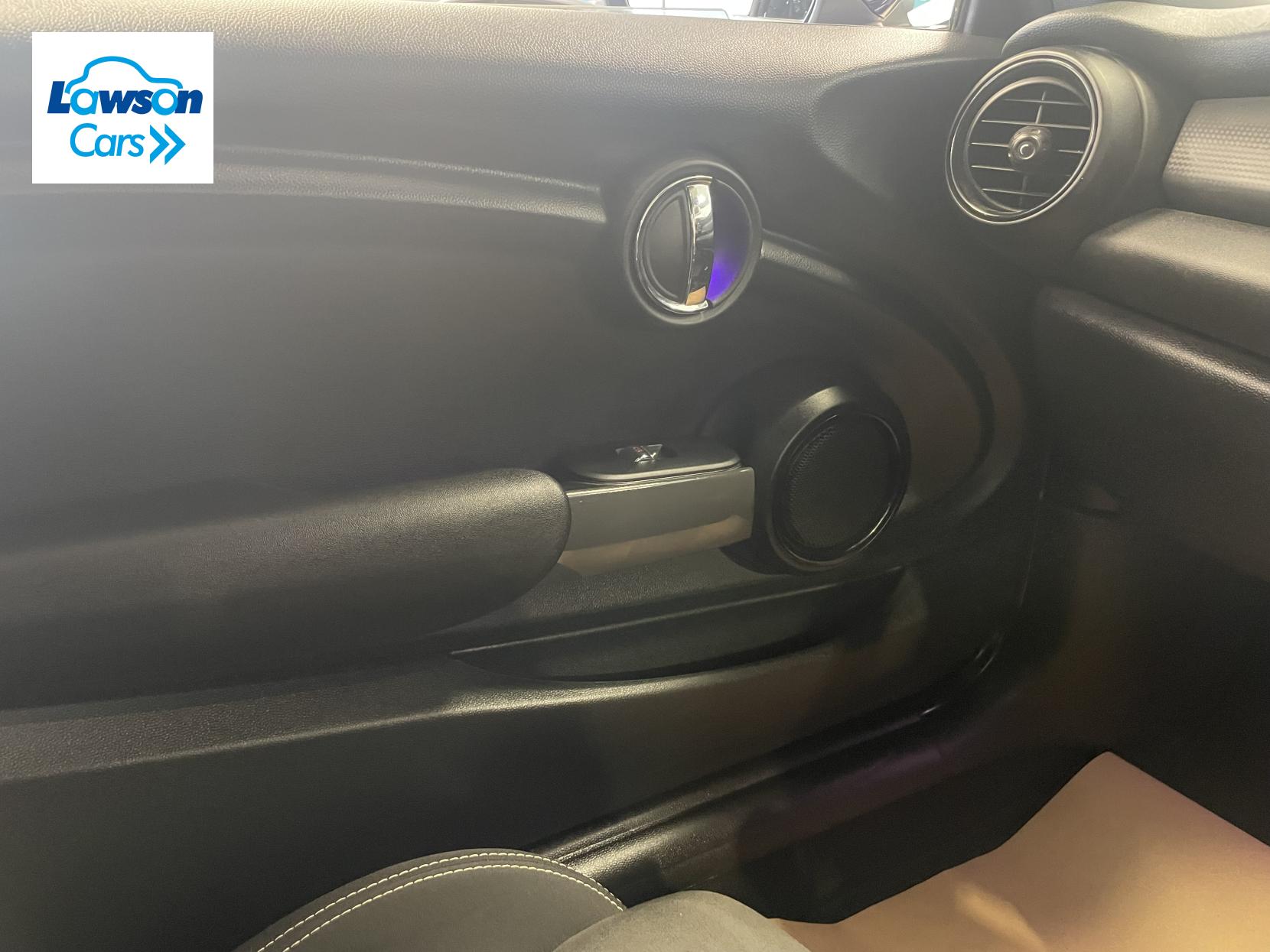 MINI Hatch 1.5 Cooper Sport Hatchback 3dr Petrol Manual Euro 6 (s/s) (136 ps)