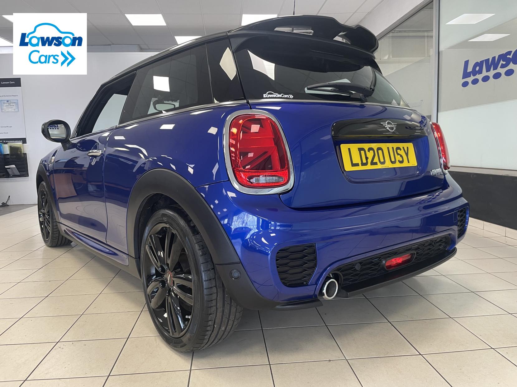 MINI Hatch 1.5 Cooper Sport Hatchback 3dr Petrol Manual Euro 6 (s/s) (136 ps)