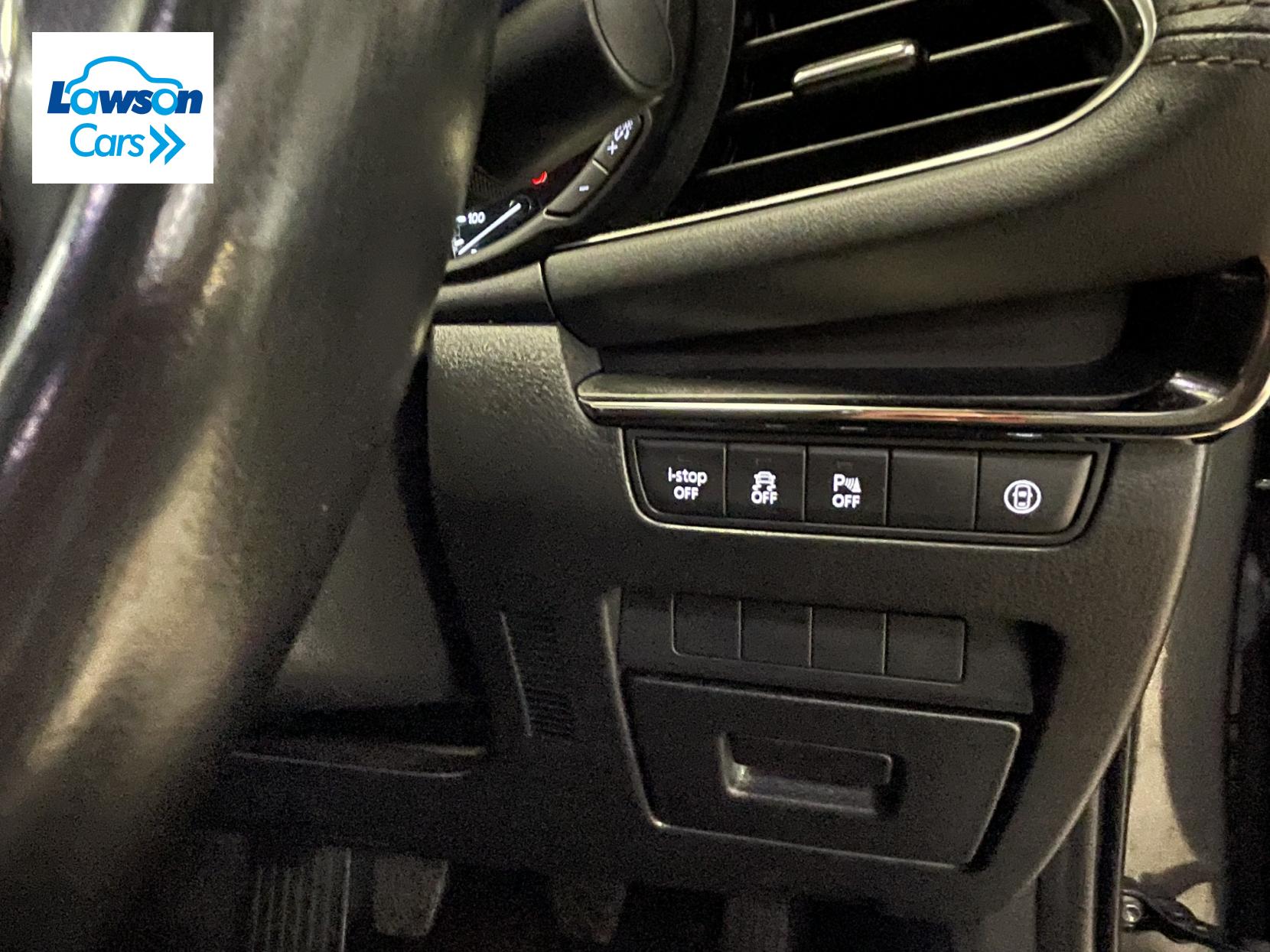 Mazda Mazda3 2.0 SKYACTIV-X MHEV Sport Lux Saloon 4dr Petrol Manual Euro 6 (s/s) (180 ps)