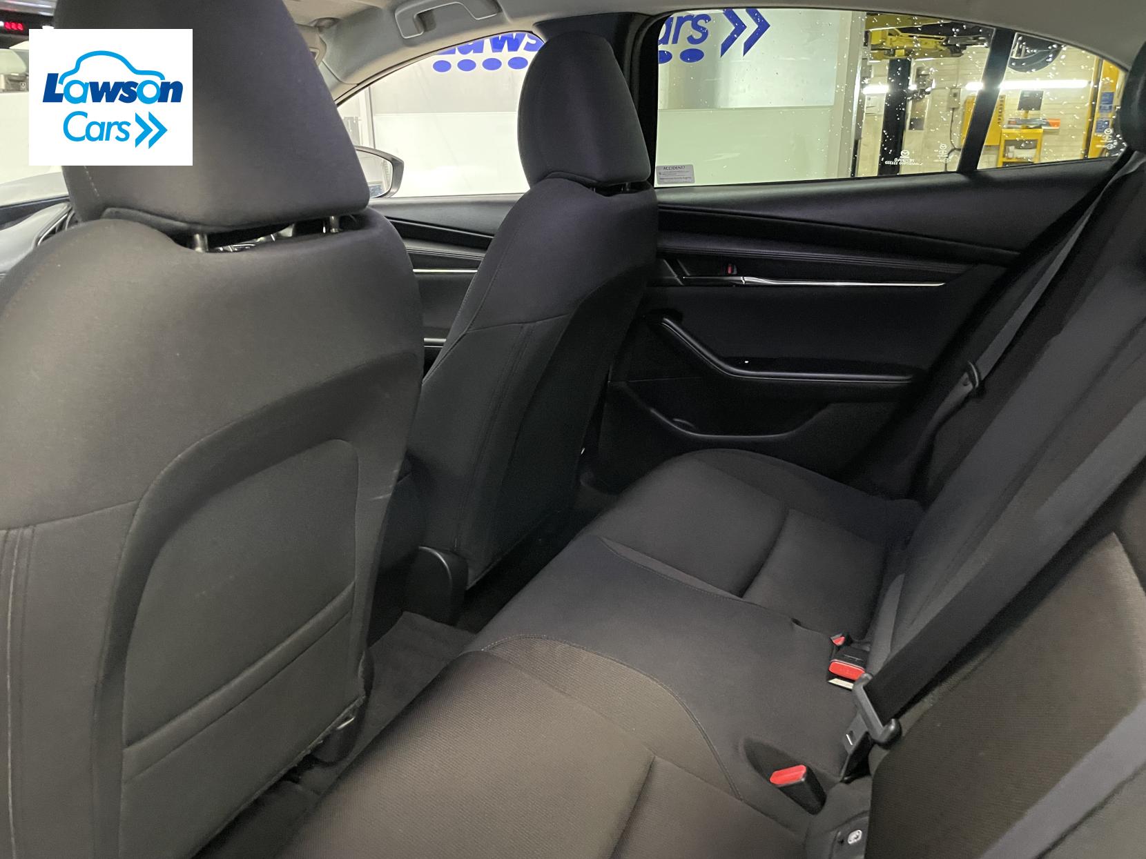 Mazda Mazda3 2.0 SKYACTIV-X MHEV Sport Lux Saloon 4dr Petrol Manual Euro 6 (s/s) (180 ps)