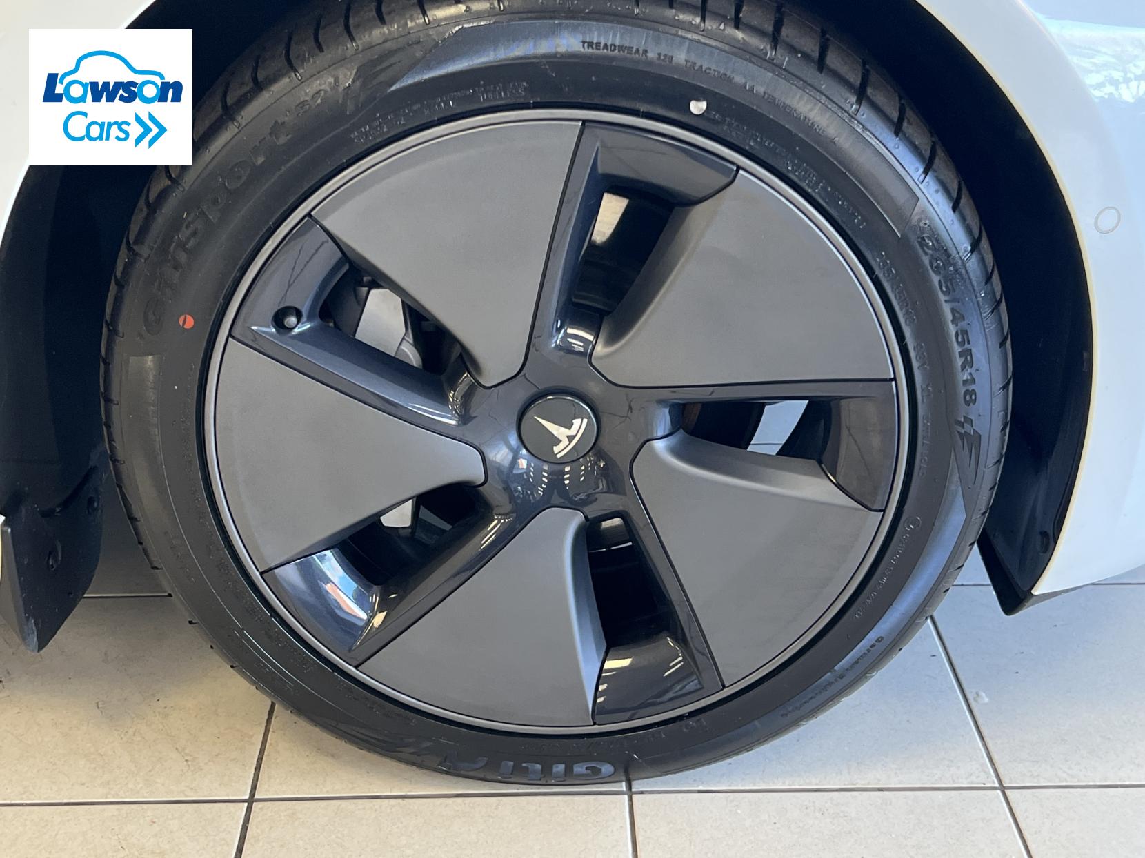 Tesla Model 3 Standard Range Plus Saloon 4dr Electric Auto RWD (241 bhp)