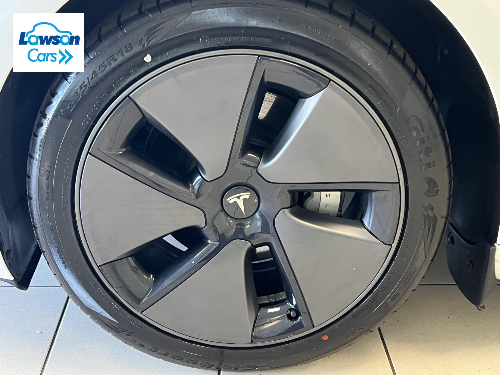 Tesla Model 3 Standard Range Plus Saloon 4dr Electric Auto RWD (241 bhp)